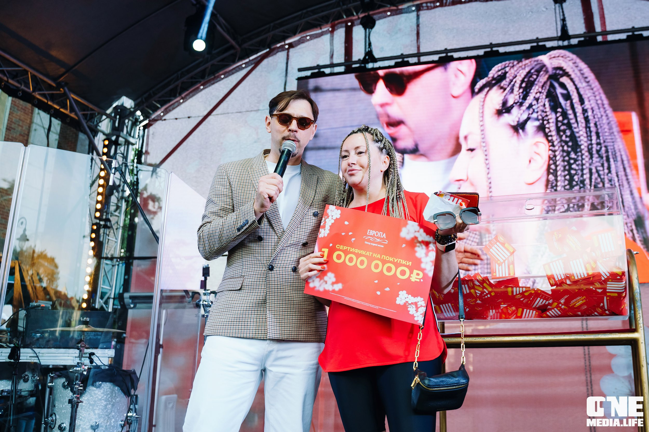 Фоторепортаж с 15-ти летия ТРЦ Европа. One Media Life: фоторепортажи, фотоотчеты с мероприятий и заведений