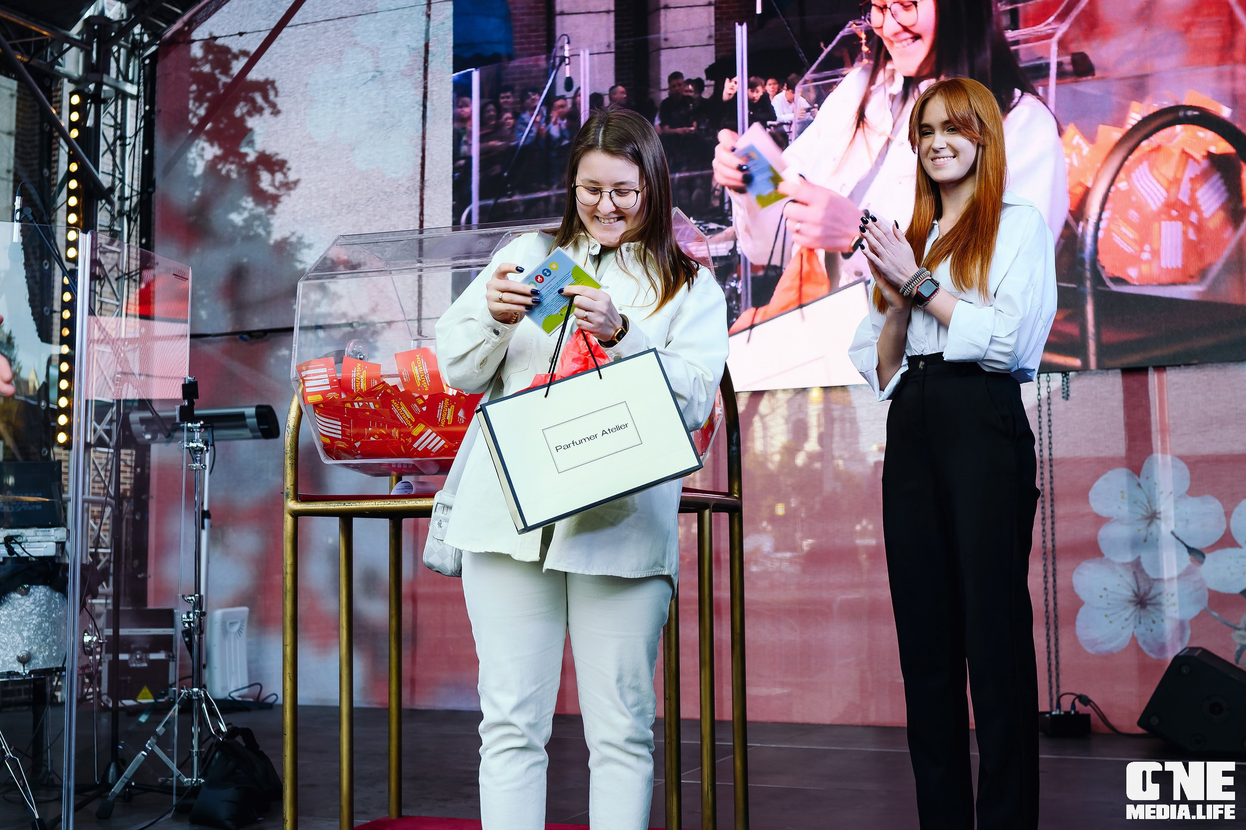 Фоторепортаж с 15-ти летия ТРЦ Европа. One Media Life: фоторепортажи, фотоотчеты с мероприятий и заведений