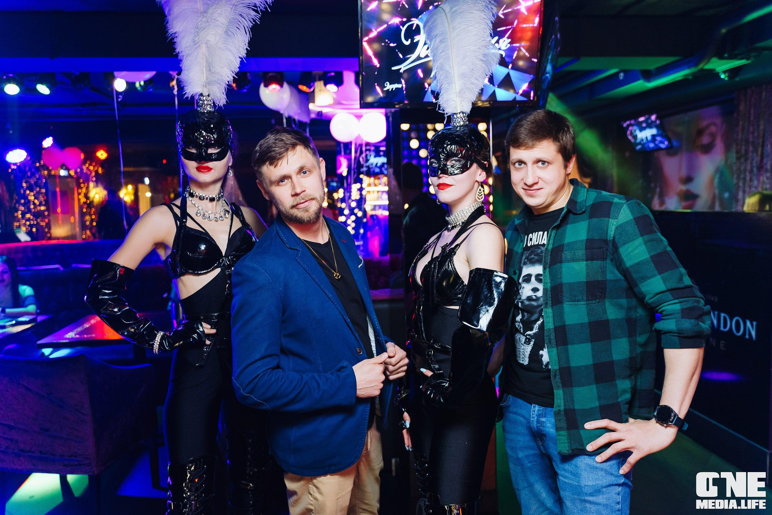 Фоторепортаж из караоке-клуба Эйфория. One Media Life: фоторепортажи, фотоотчеты с мероприятий и заведений