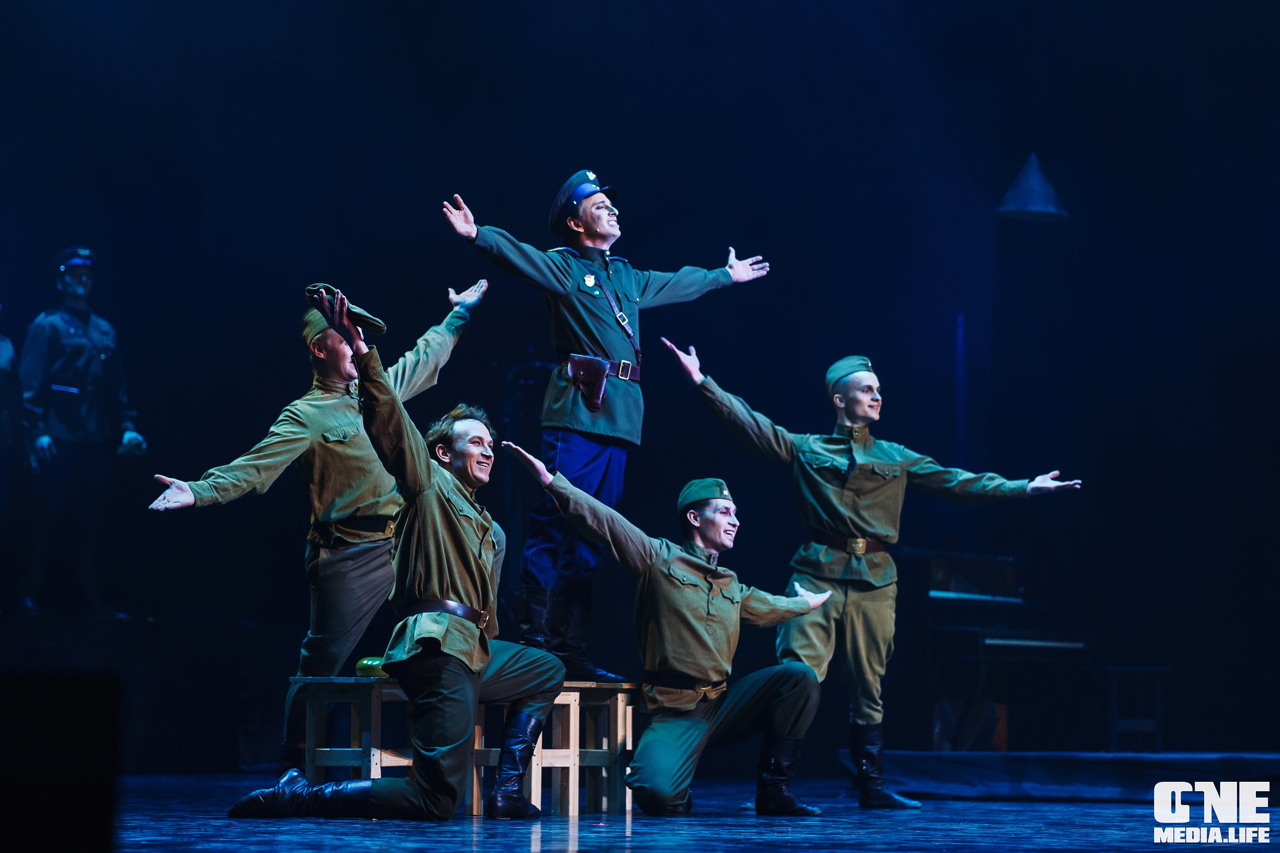 Праздничный концерт «День великой Победы» в Янтарь Холле. One Media Life: фоторепортажи, фотоотчеты с мероприятий и заведений