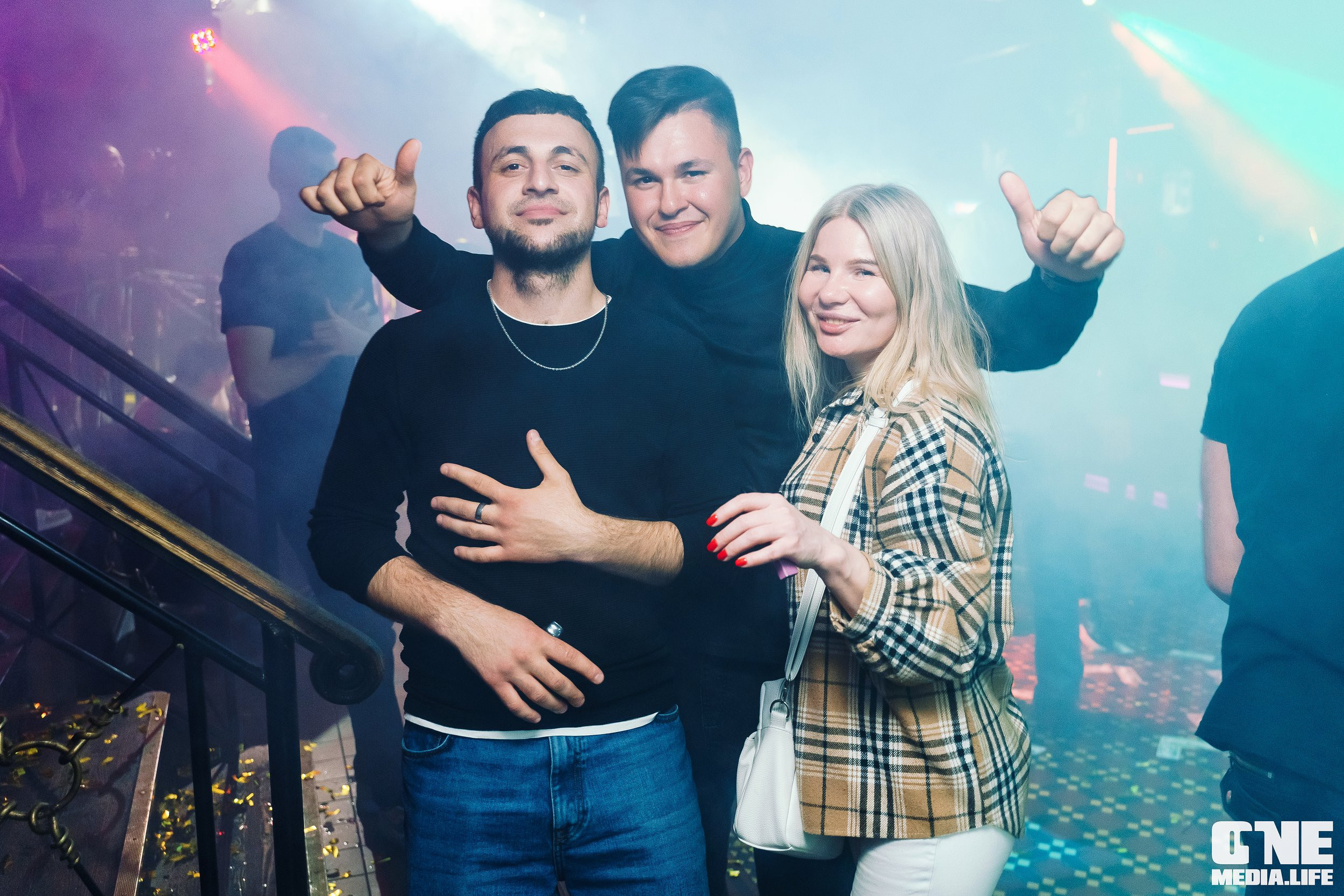 Фоторепортаж из караоке-клуба Эйфория. One Media Life: фоторепортажи, фотоотчеты с мероприятий и заведений