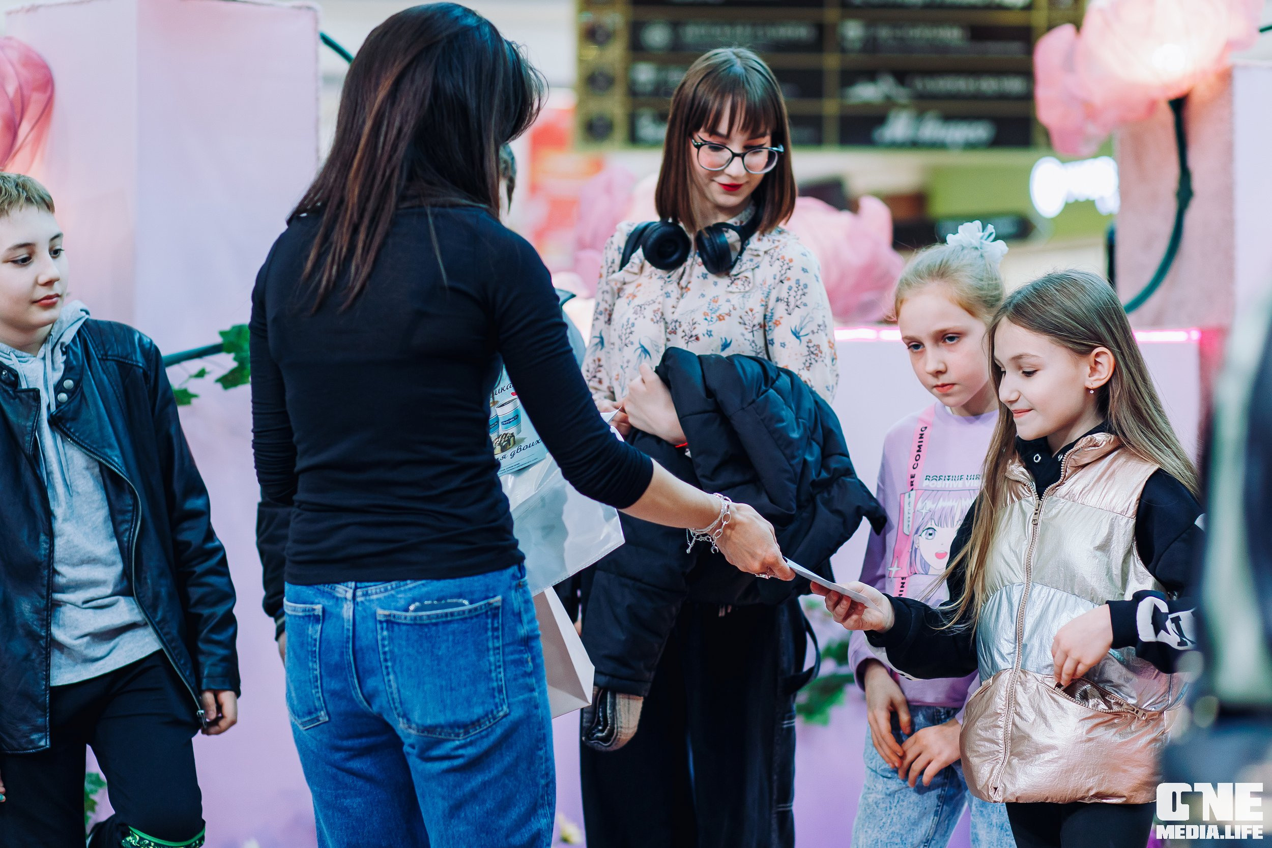 Фоторепортаж из ТРЦ Европа. One Media Life: фоторепортажи, фотоотчеты с мероприятий и заведений