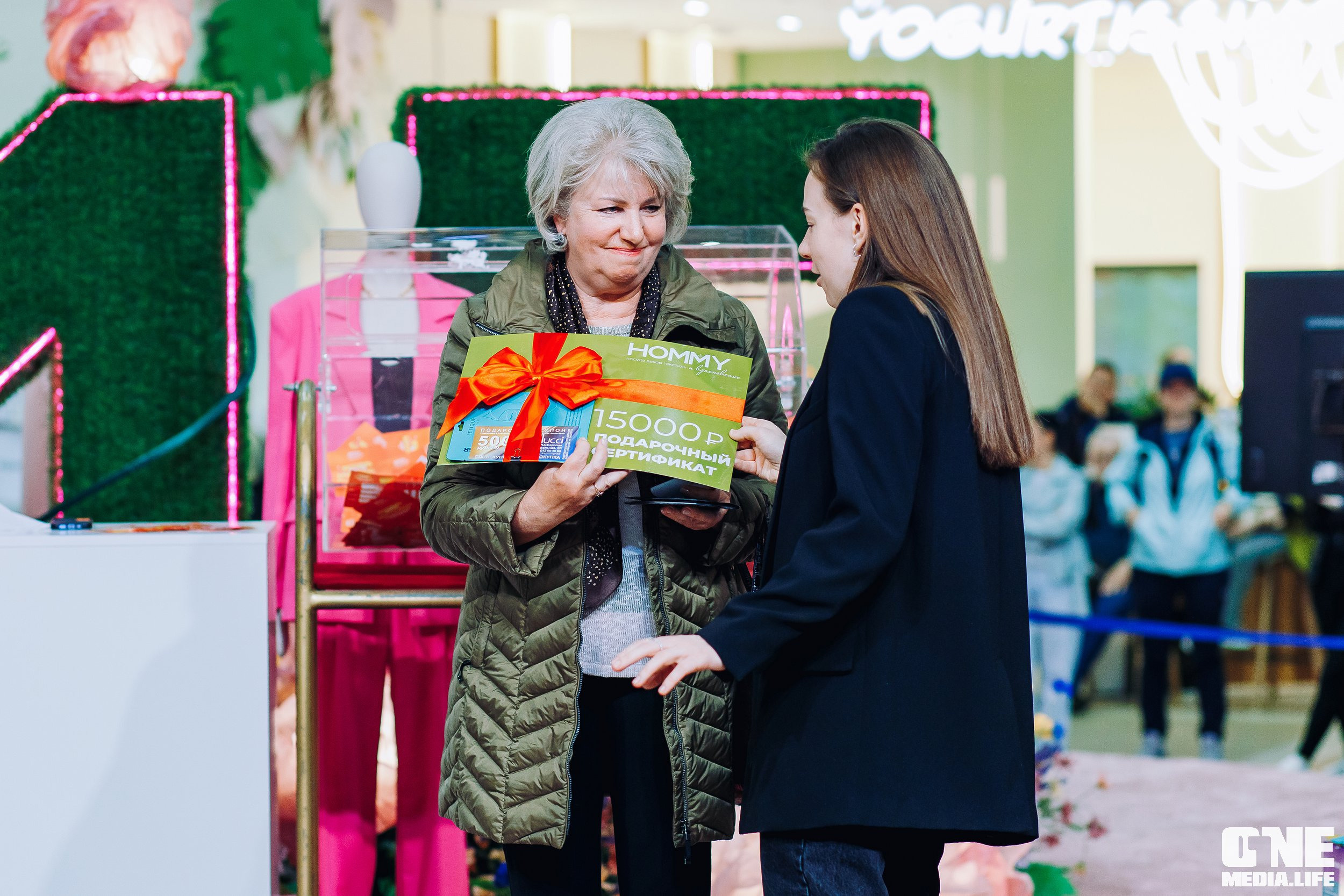 Фоторепортаж из ТРЦ Европа. One Media Life: фоторепортажи, фотоотчеты с мероприятий и заведений