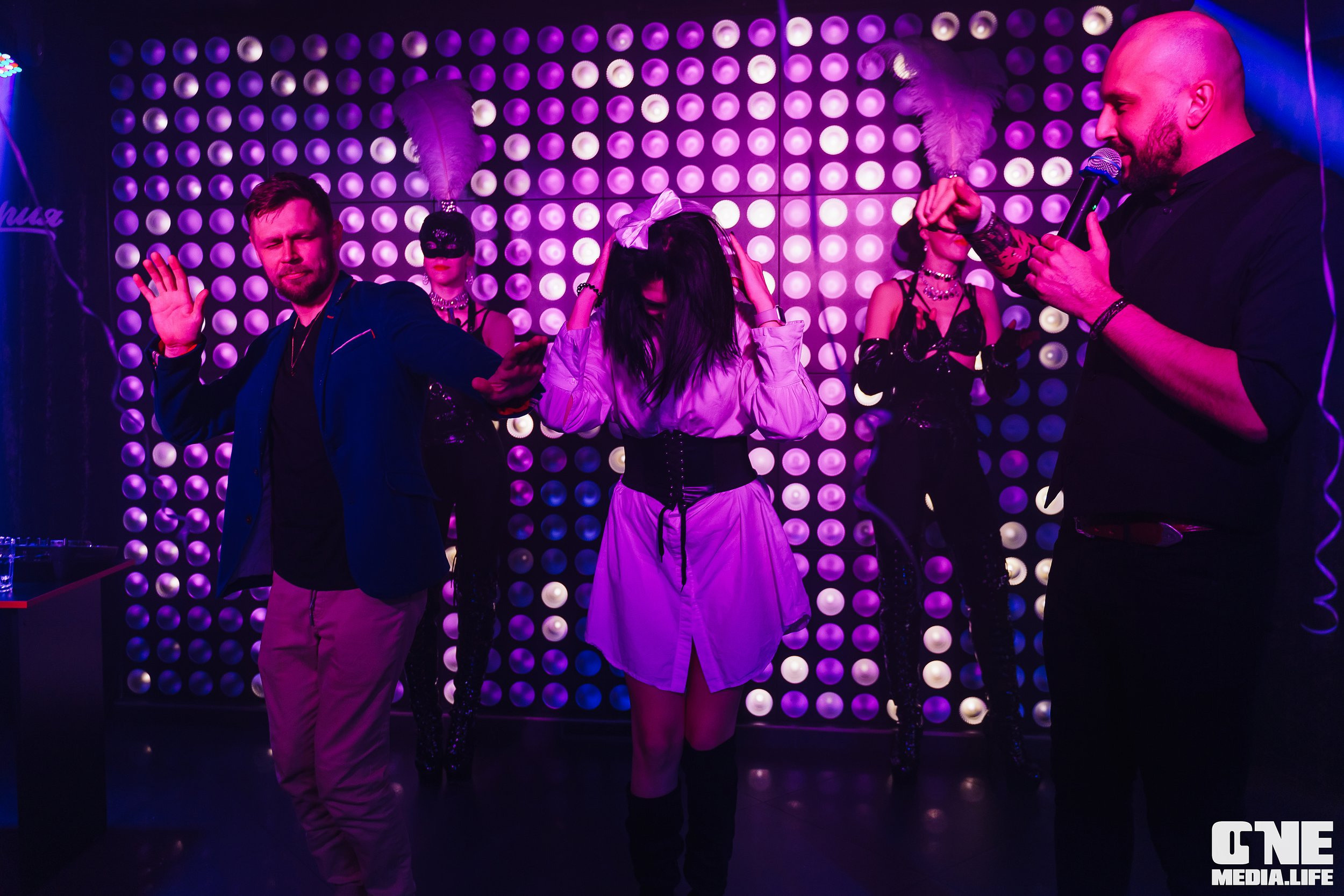 Фоторепортаж из караоке-клуба Эйфория. One Media Life: фоторепортажи, фотоотчеты с мероприятий и заведений
