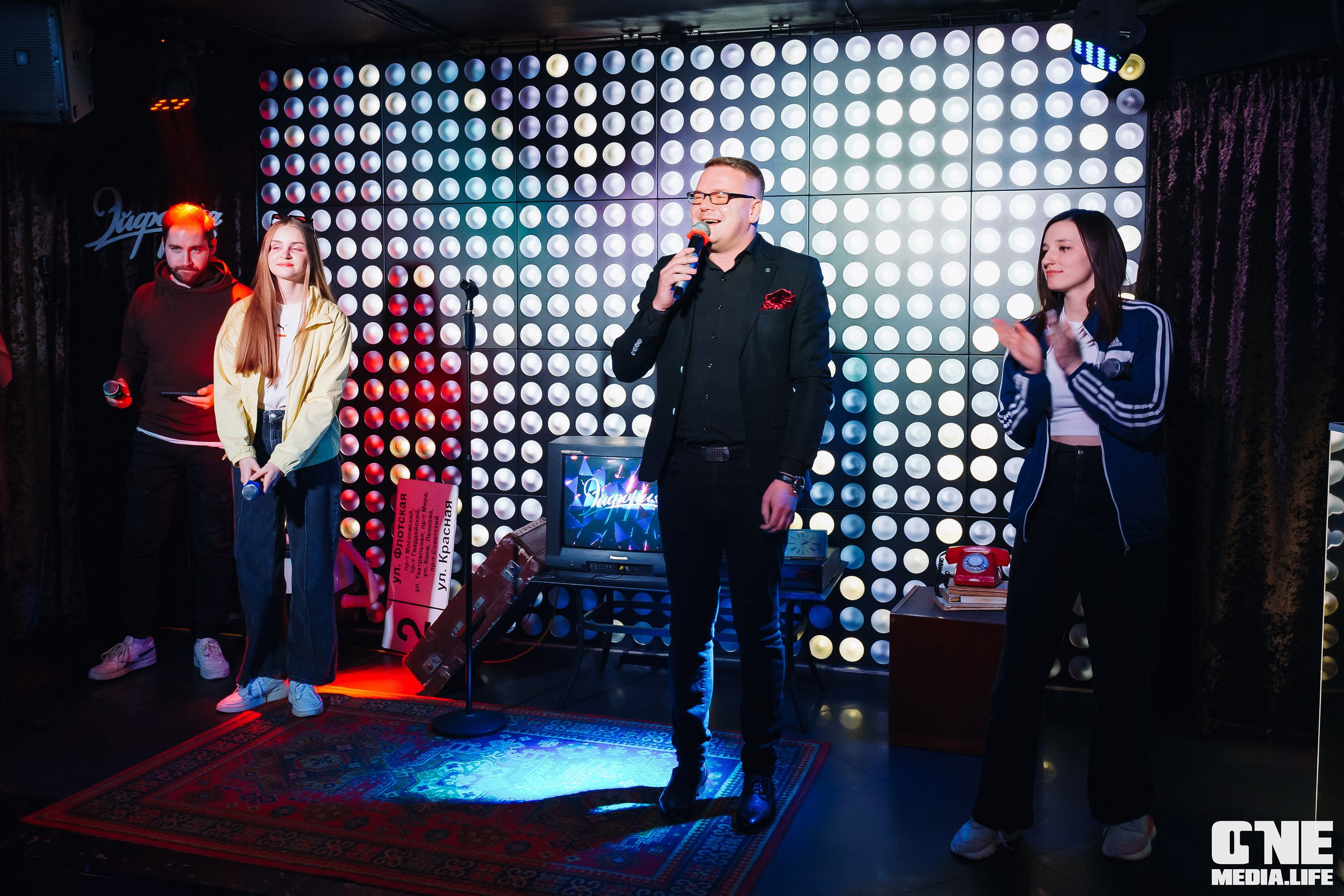 Фоторепортаж из караоке-клуба Эйфория. One Media Life: фоторепортажи, фотоотчеты с мероприятий и заведений