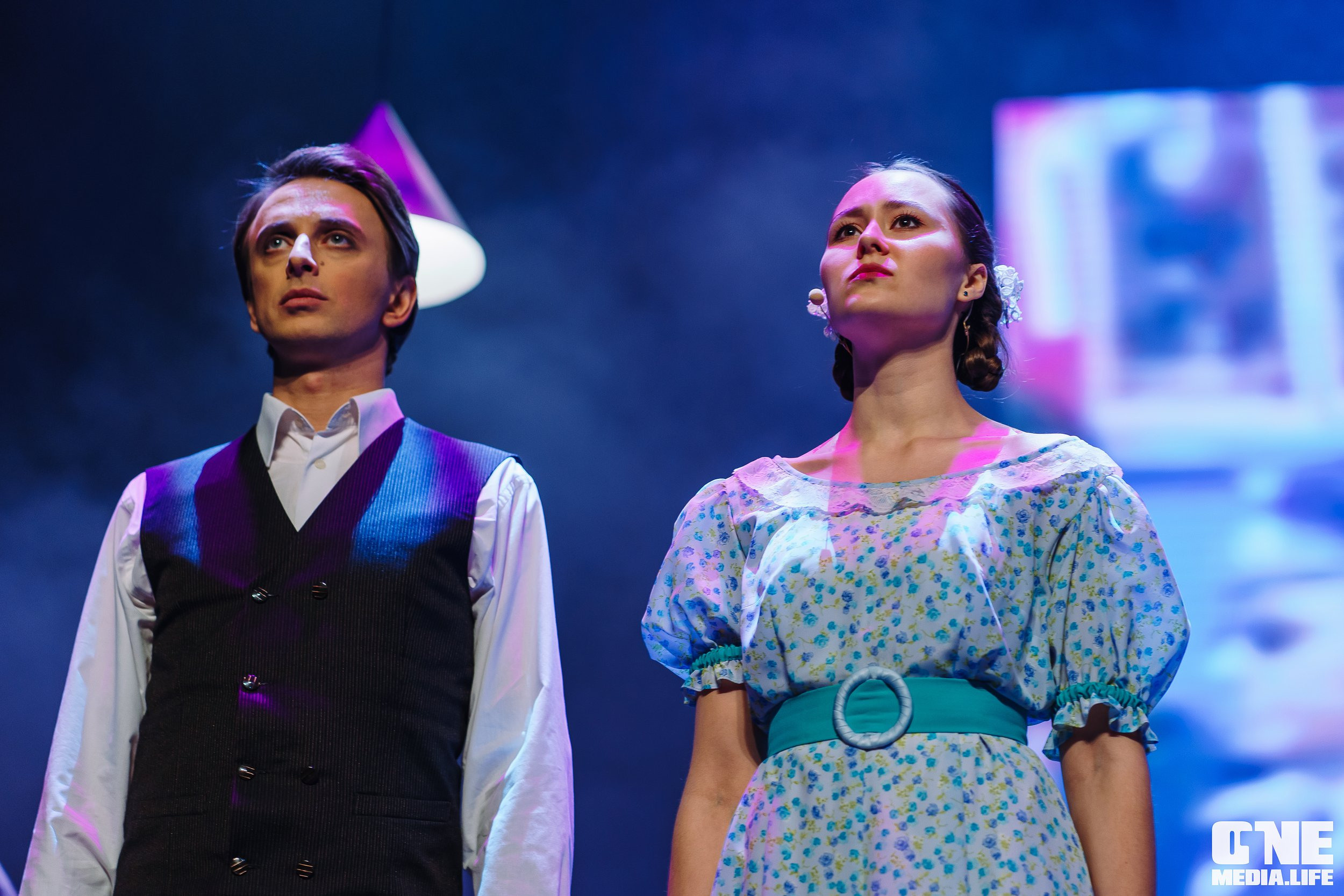 Праздничный концерт «День великой Победы» в Янтарь Холле. One Media Life: фоторепортажи, фотоотчеты с мероприятий и заведений