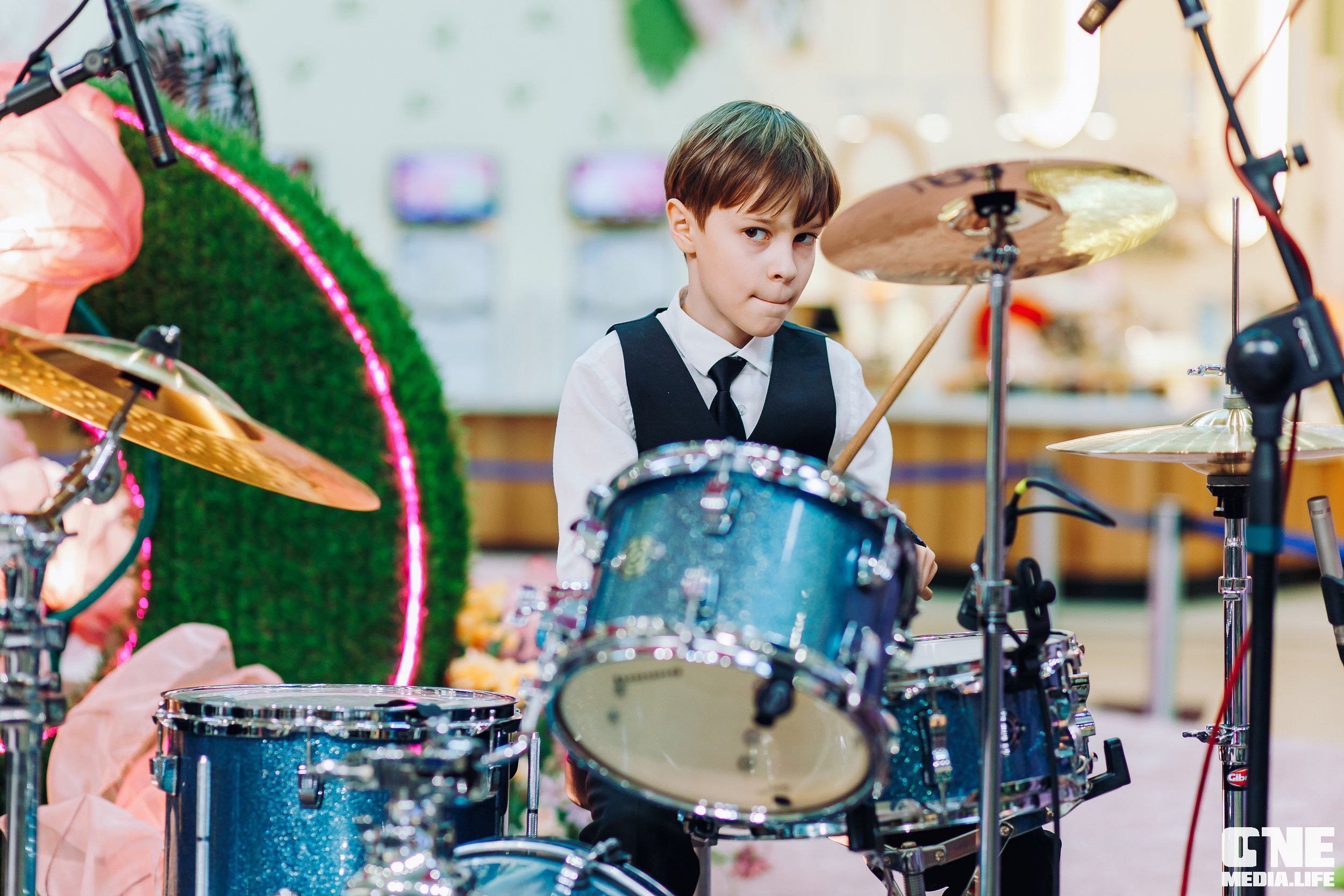 Фоторепортаж из ТРЦ Европа. One Media Life: фоторепортажи, фотоотчеты с мероприятий и заведений