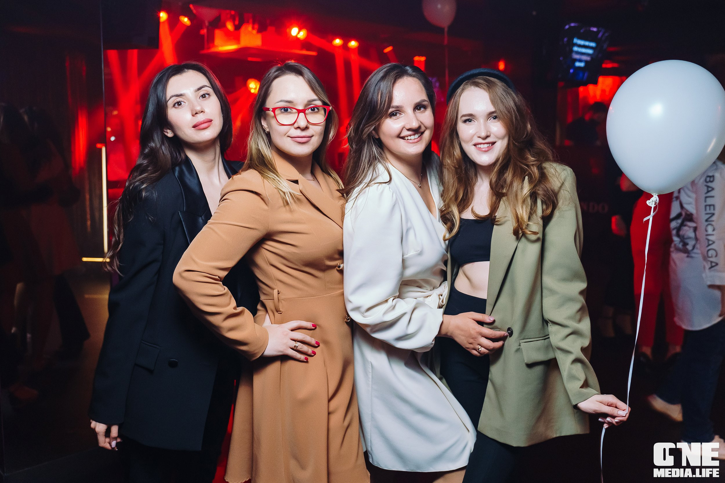 Фоторепортаж из караоке-клуба Эйфория. One Media Life: фоторепортажи, фотоотчеты с мероприятий и заведений