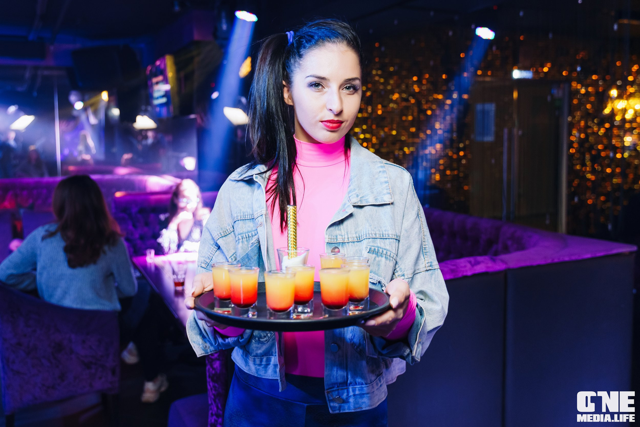 Фоторепортаж из караоке-клуба Эйфория. One Media Life: фоторепортажи, фотоотчеты с мероприятий и заведений