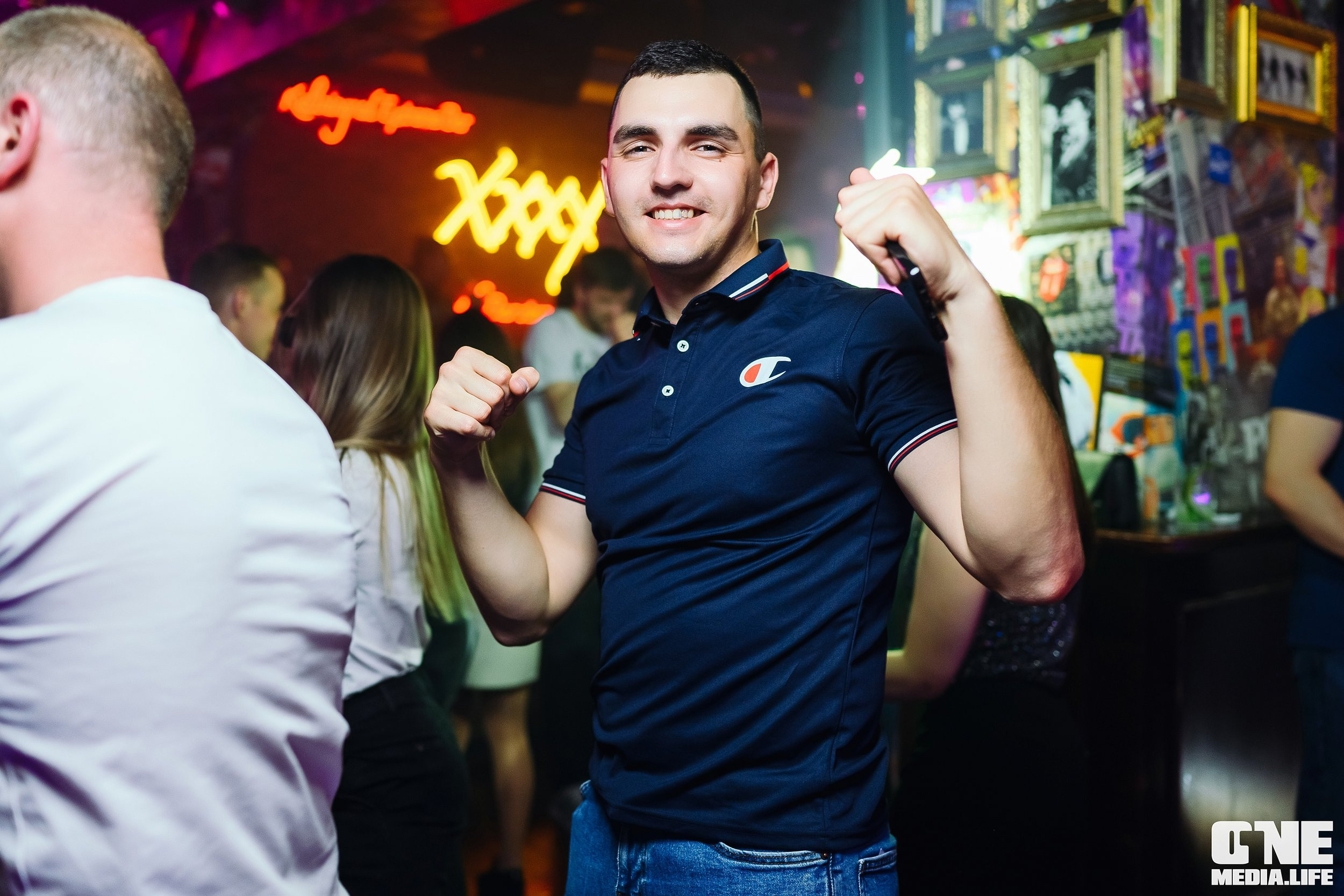 Фоторепортаж из экстрим бара XxxX. One Media Life: фоторепортажи, фотоотчеты с мероприятий и заведений