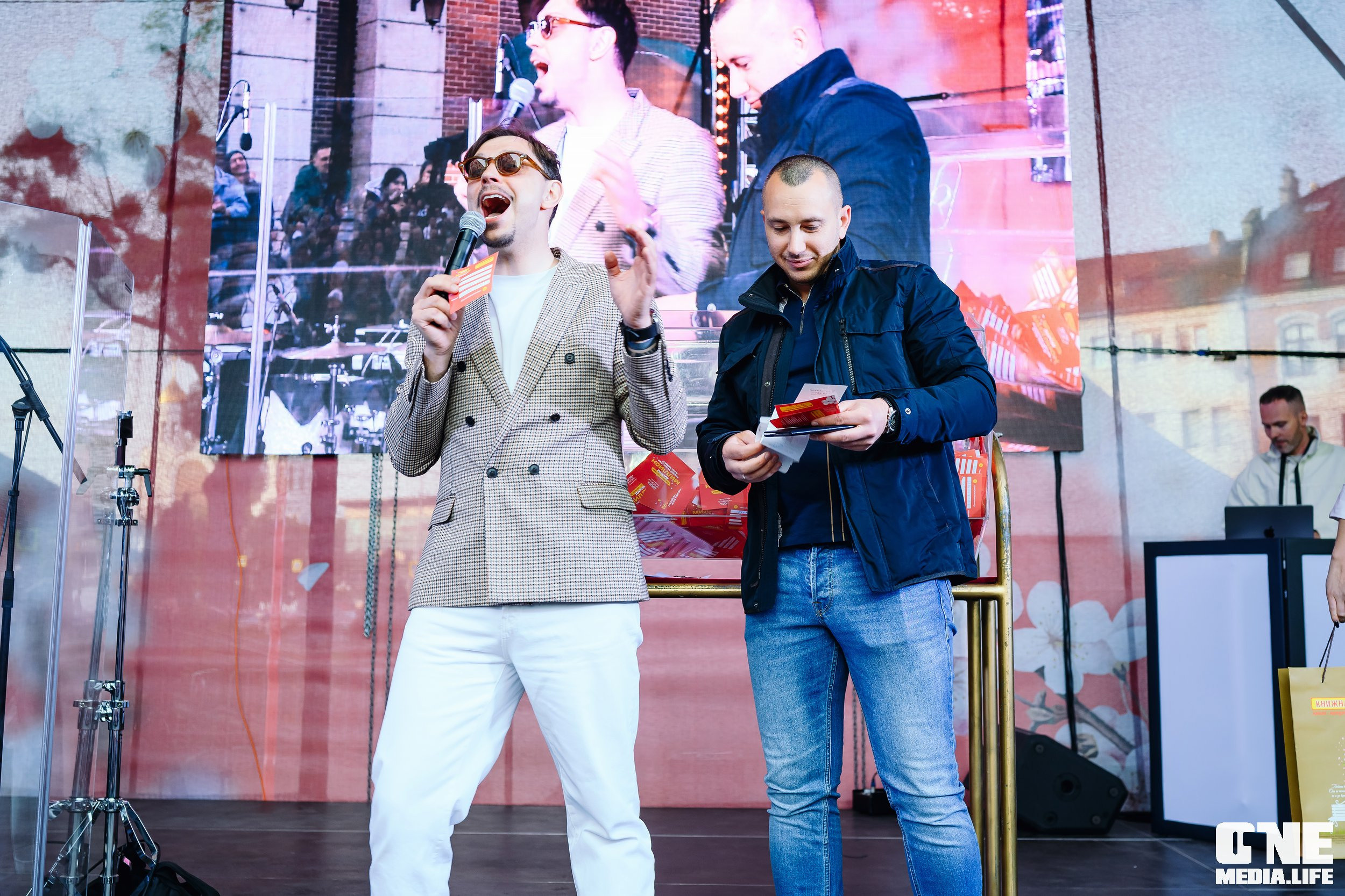 Фоторепортаж с 15-ти летия ТРЦ Европа. One Media Life: фоторепортажи, фотоотчеты с мероприятий и заведений