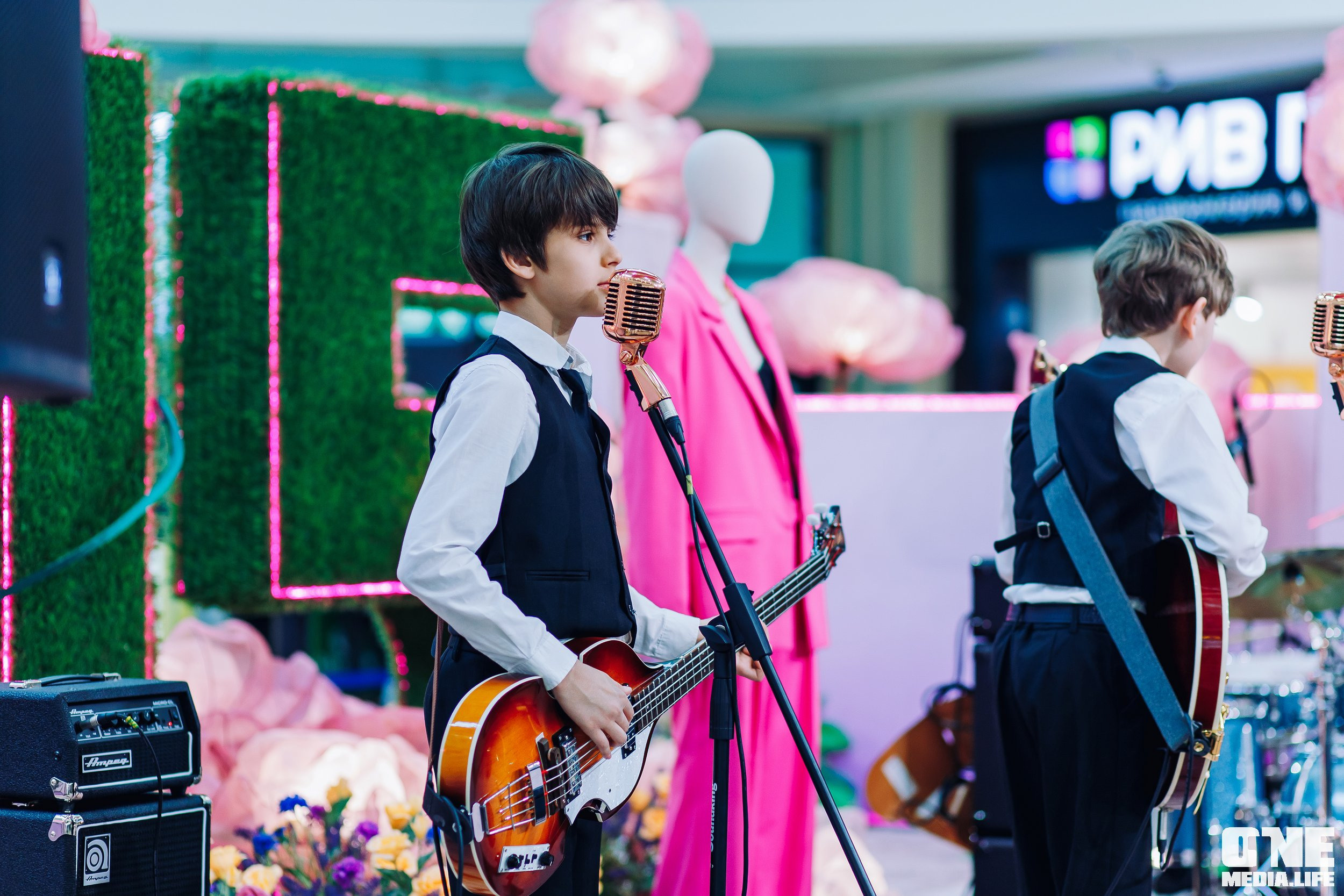 Фоторепортаж из ТРЦ Европа. One Media Life: фоторепортажи, фотоотчеты с мероприятий и заведений