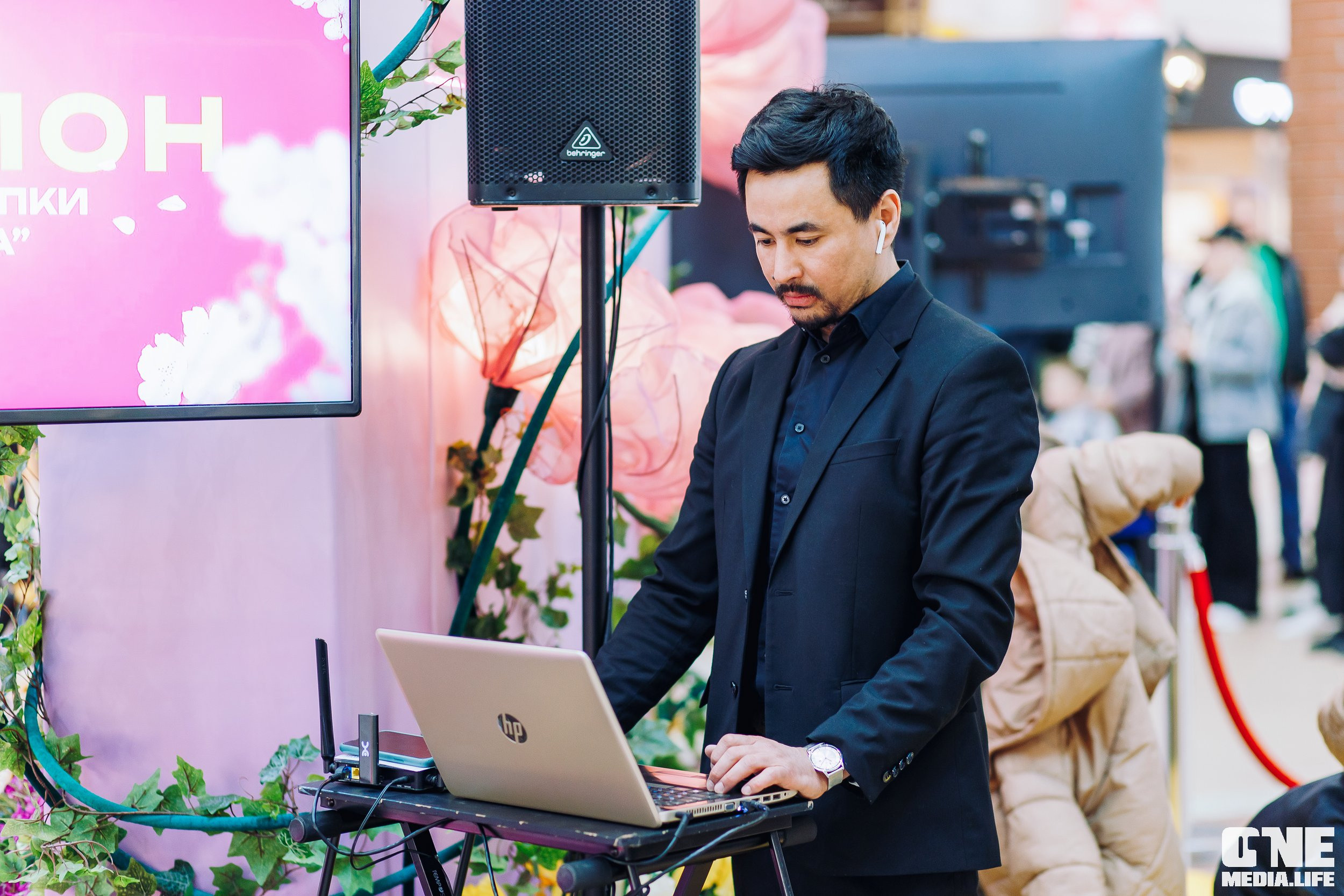 Фоторепортаж из ТРЦ Европа. One Media Life: фоторепортажи, фотоотчеты с мероприятий и заведений