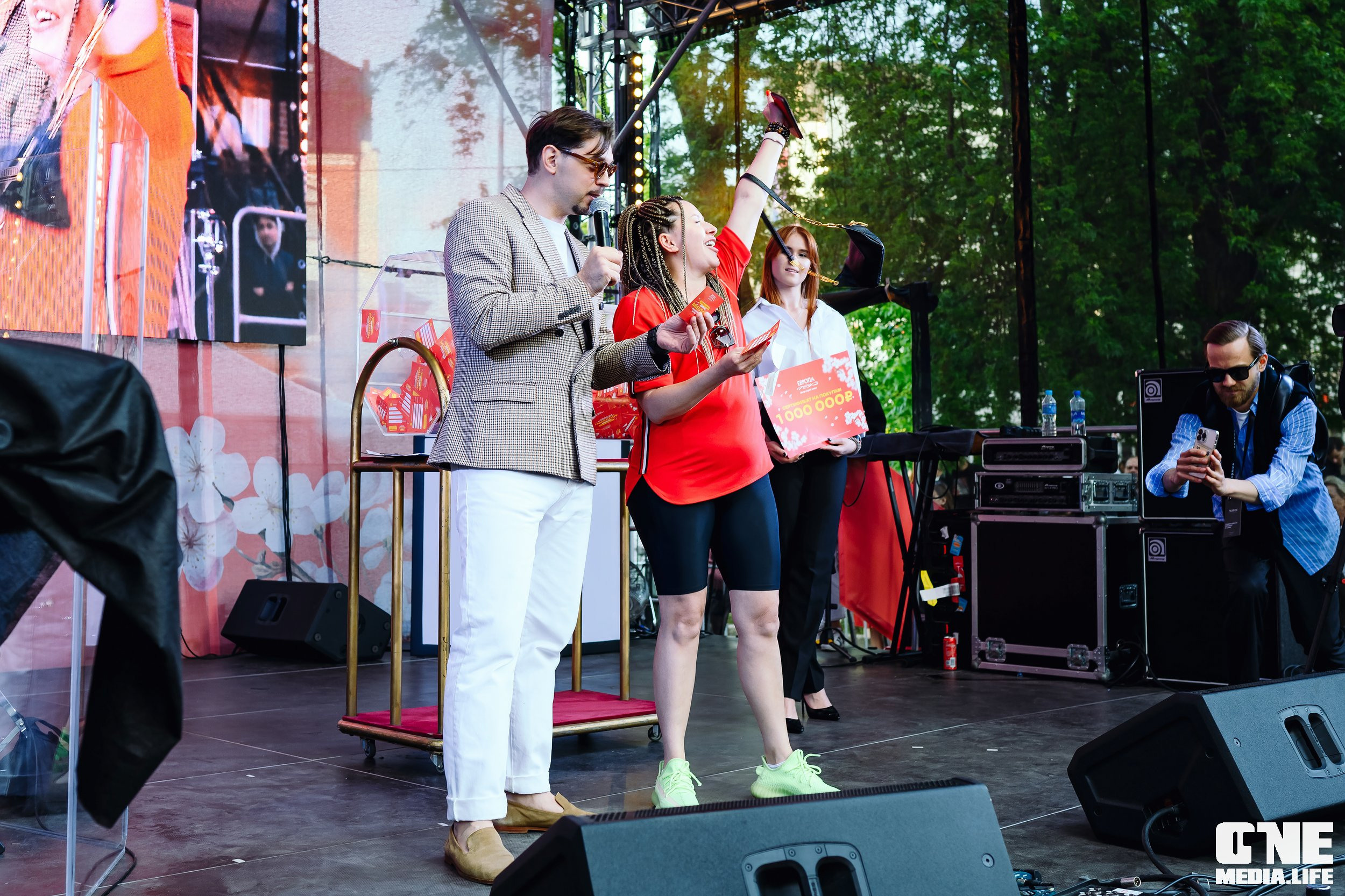 Фоторепортаж с 15-ти летия ТРЦ Европа. One Media Life: фоторепортажи, фотоотчеты с мероприятий и заведений