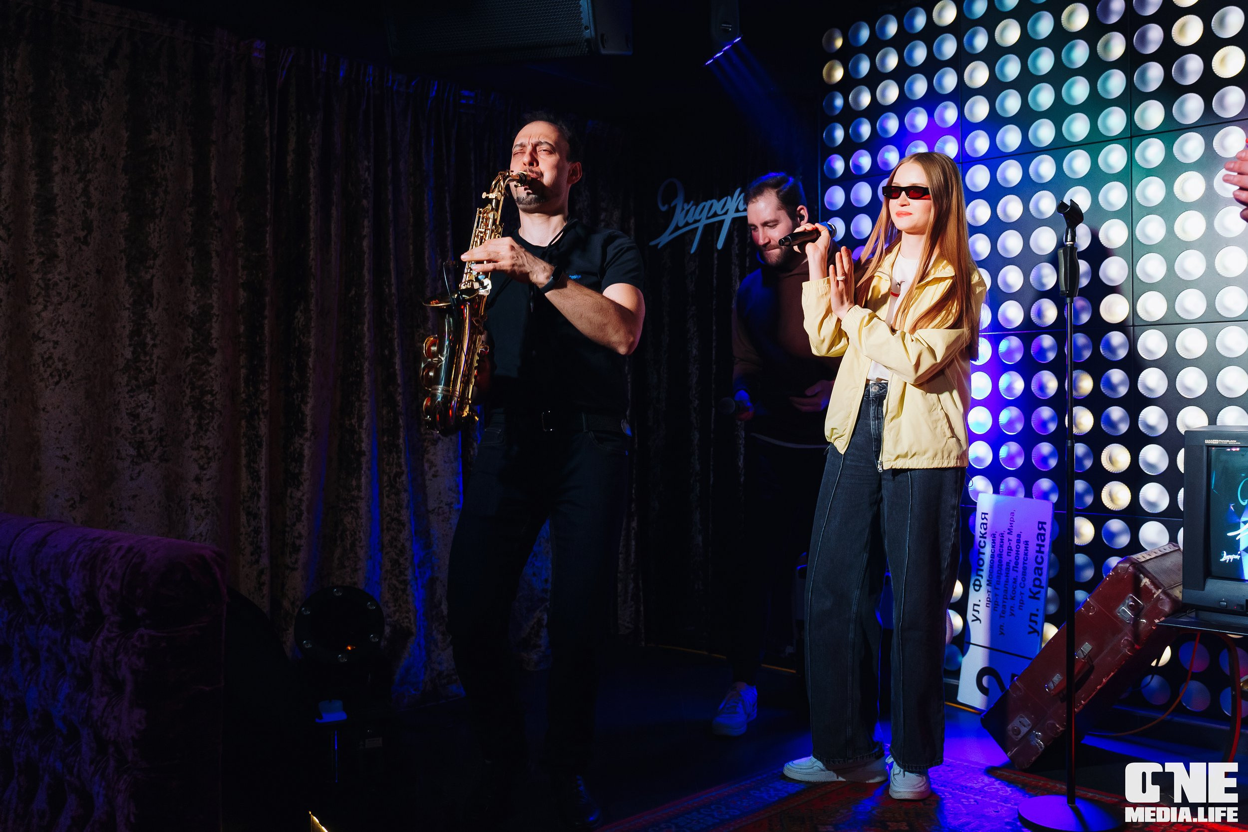 Фоторепортаж из караоке-клуба Эйфория. One Media Life: фоторепортажи, фотоотчеты с мероприятий и заведений
