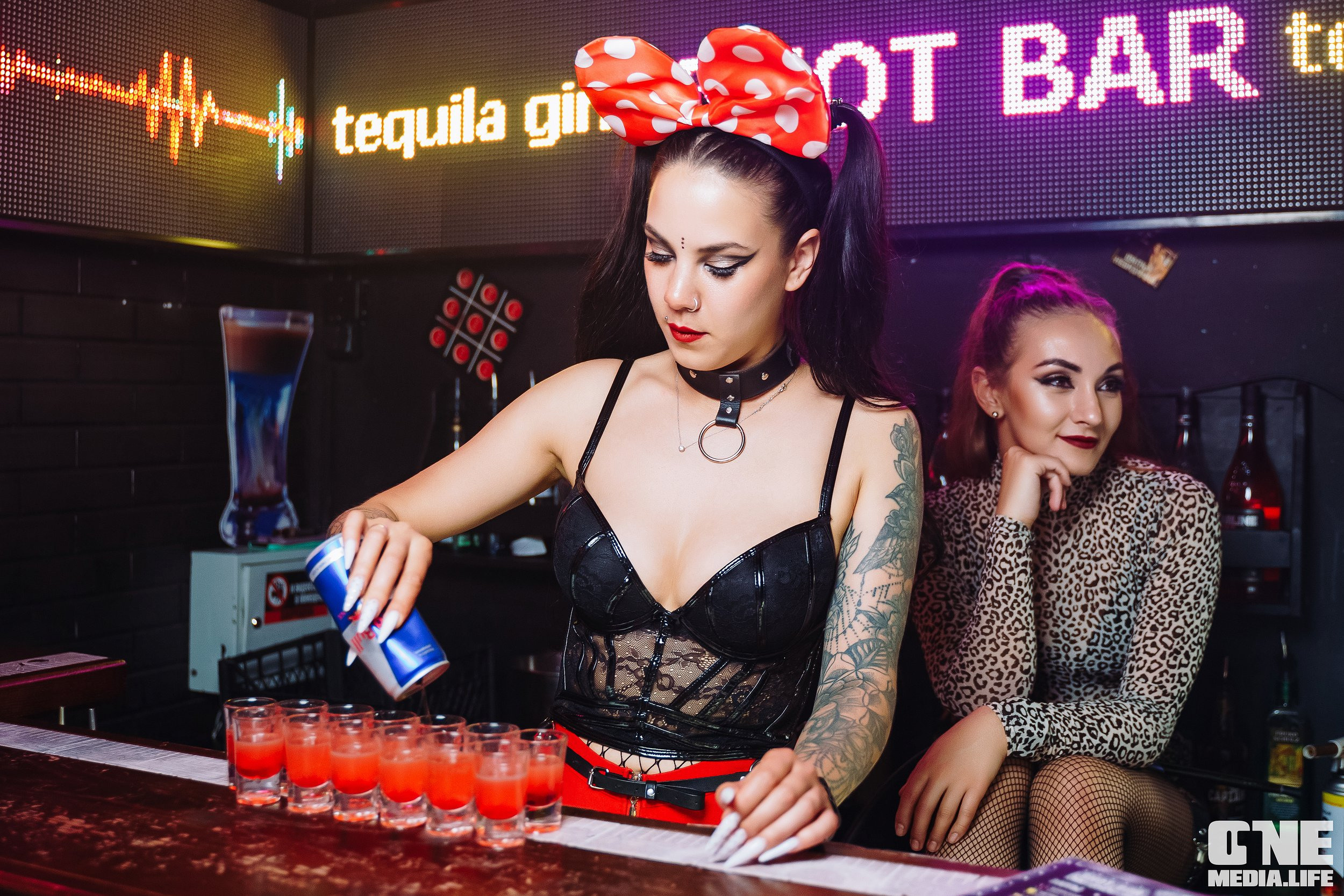 Фотоотчет из бара XxxX. One Media Life: фоторепортажи, фотоотчеты с мероприятий и заведений