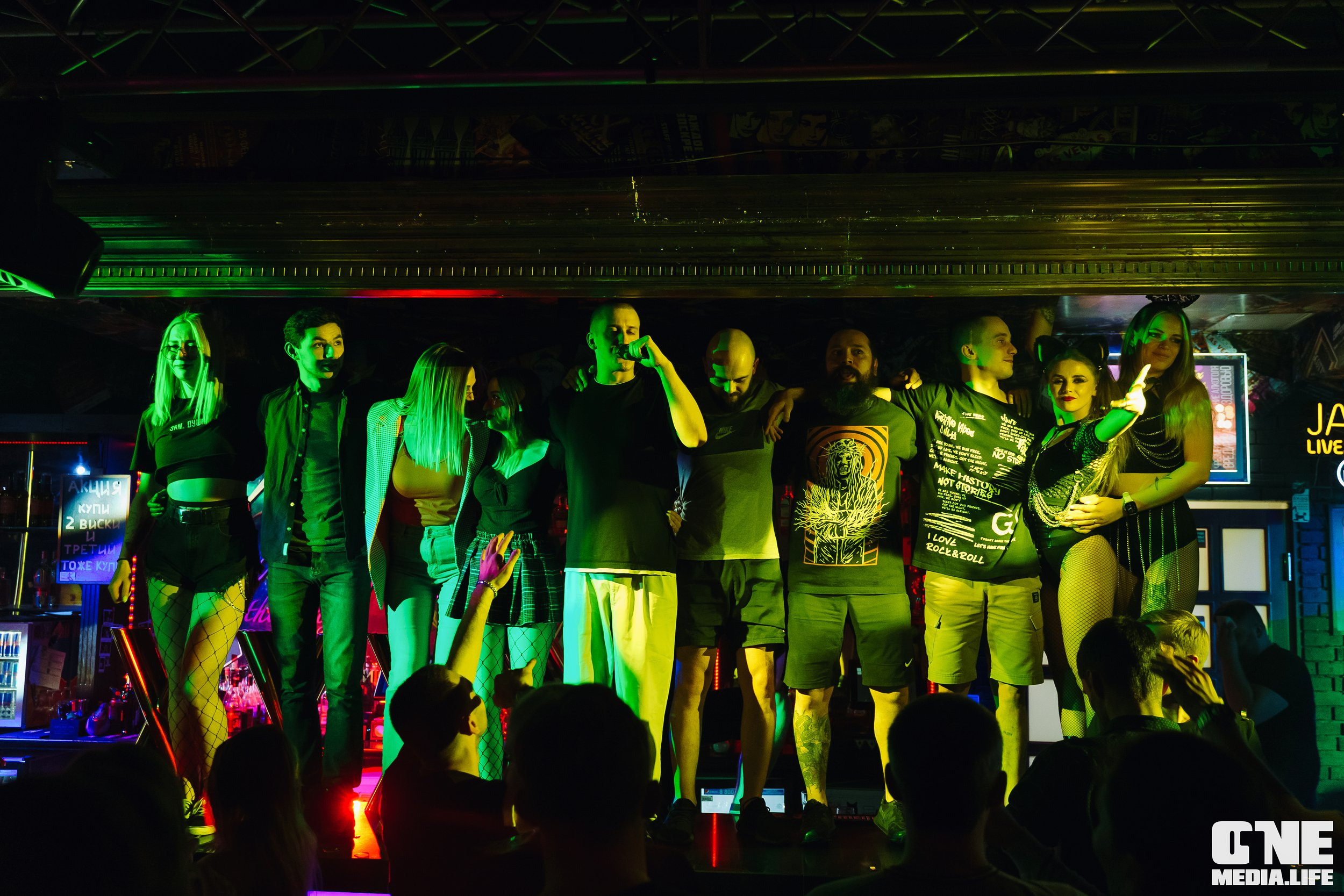 Фоторепортаж из экстрим бара XxxX. One Media Life: фоторепортажи, фотоотчеты с мероприятий и заведений