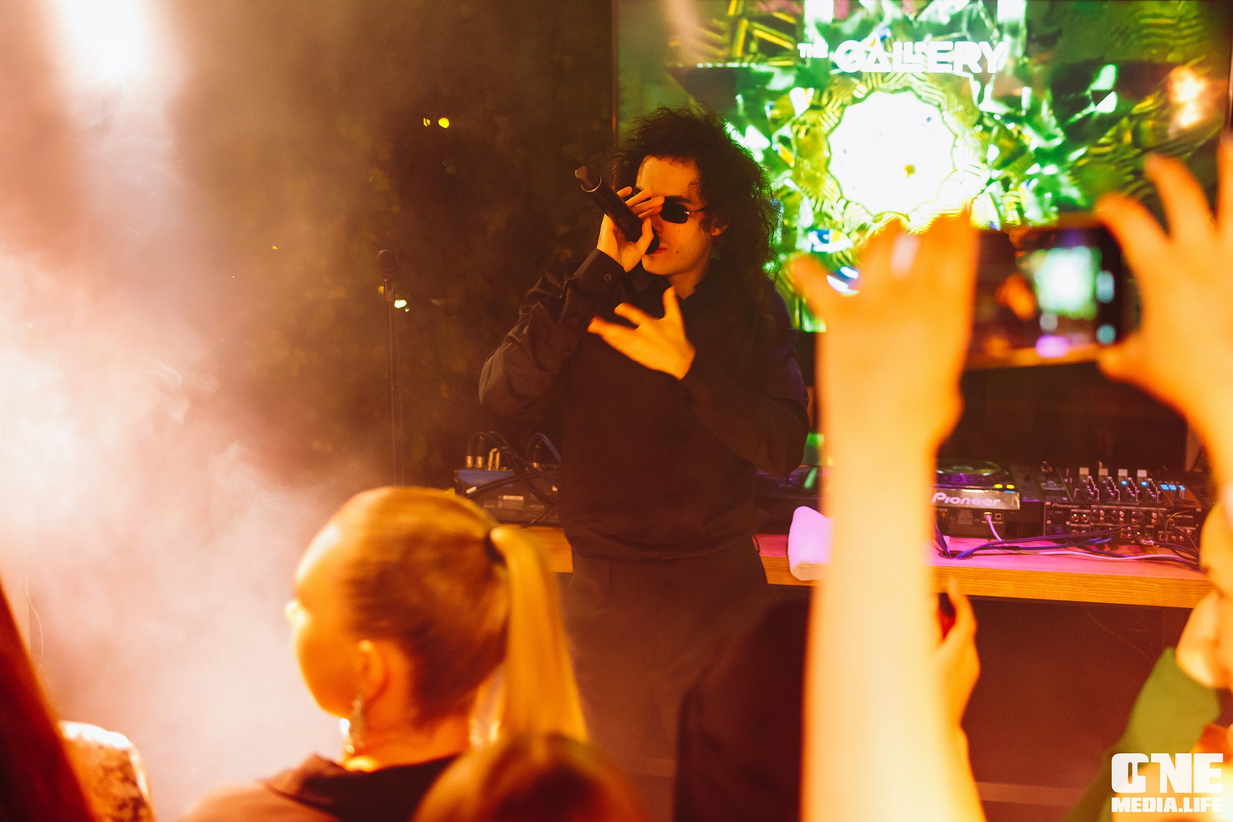 Клубный концерт в Галерее: КОСТА ЛАКОСТА. One Media Life: фоторепортажи, фотоотчеты с мероприятий и заведений