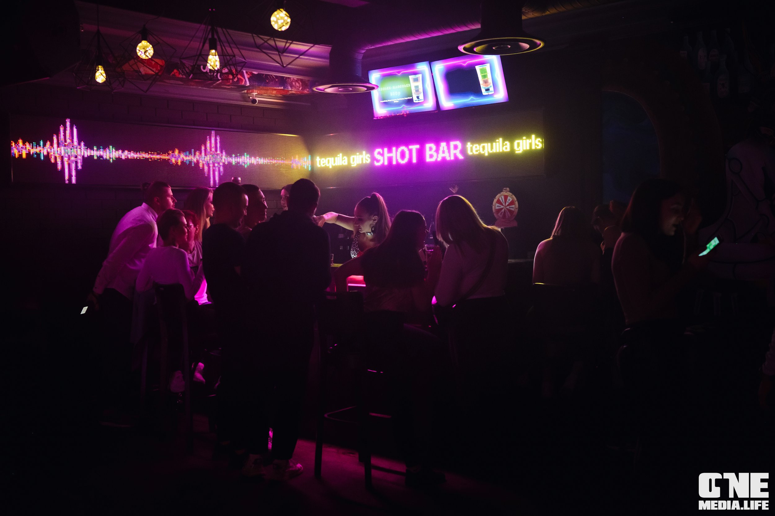 Фоторепортаж из караоке-клуба Эйфория. One Media Life: фоторепортажи, фотоотчеты с мероприятий и заведений