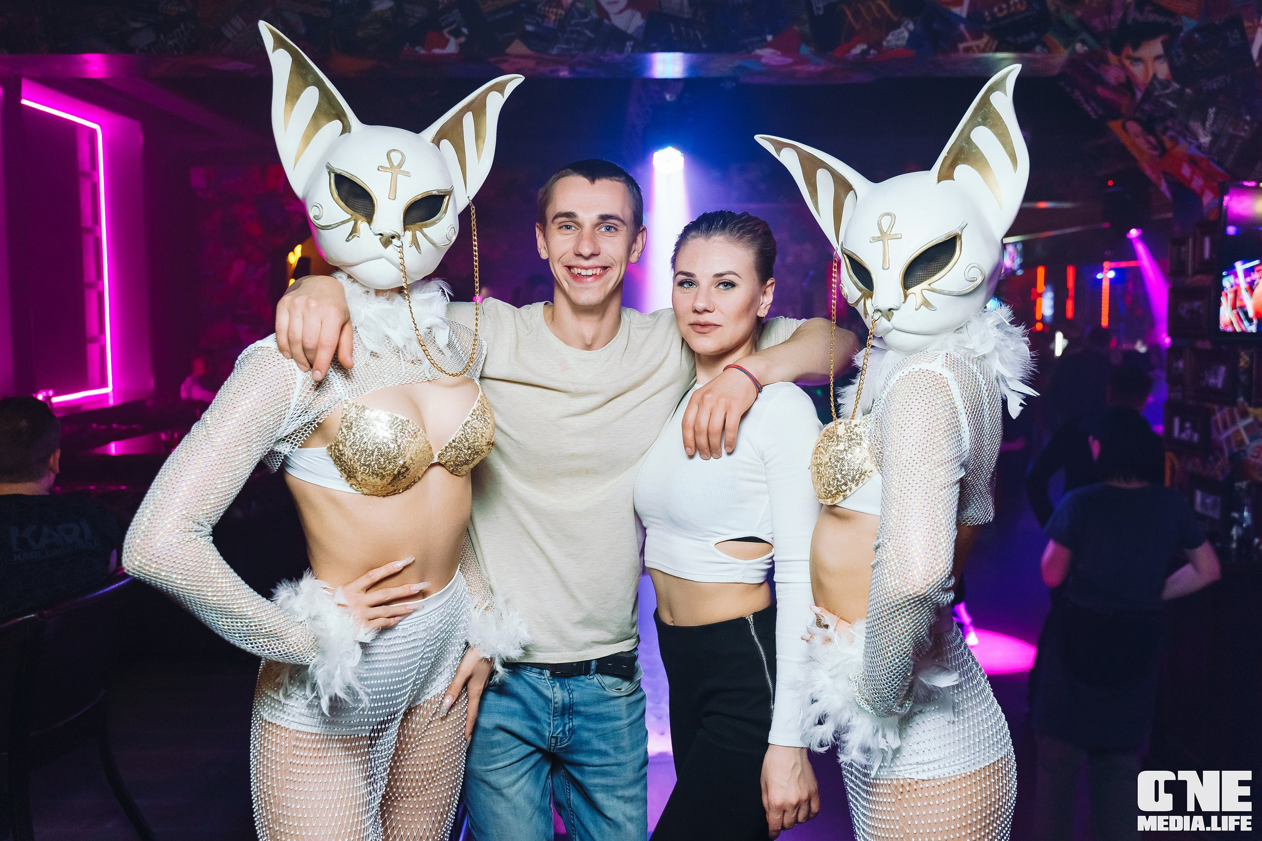 Фоторепортаж из караоке-клуба Эйфория. One Media Life: фоторепортажи, фотоотчеты с мероприятий и заведений