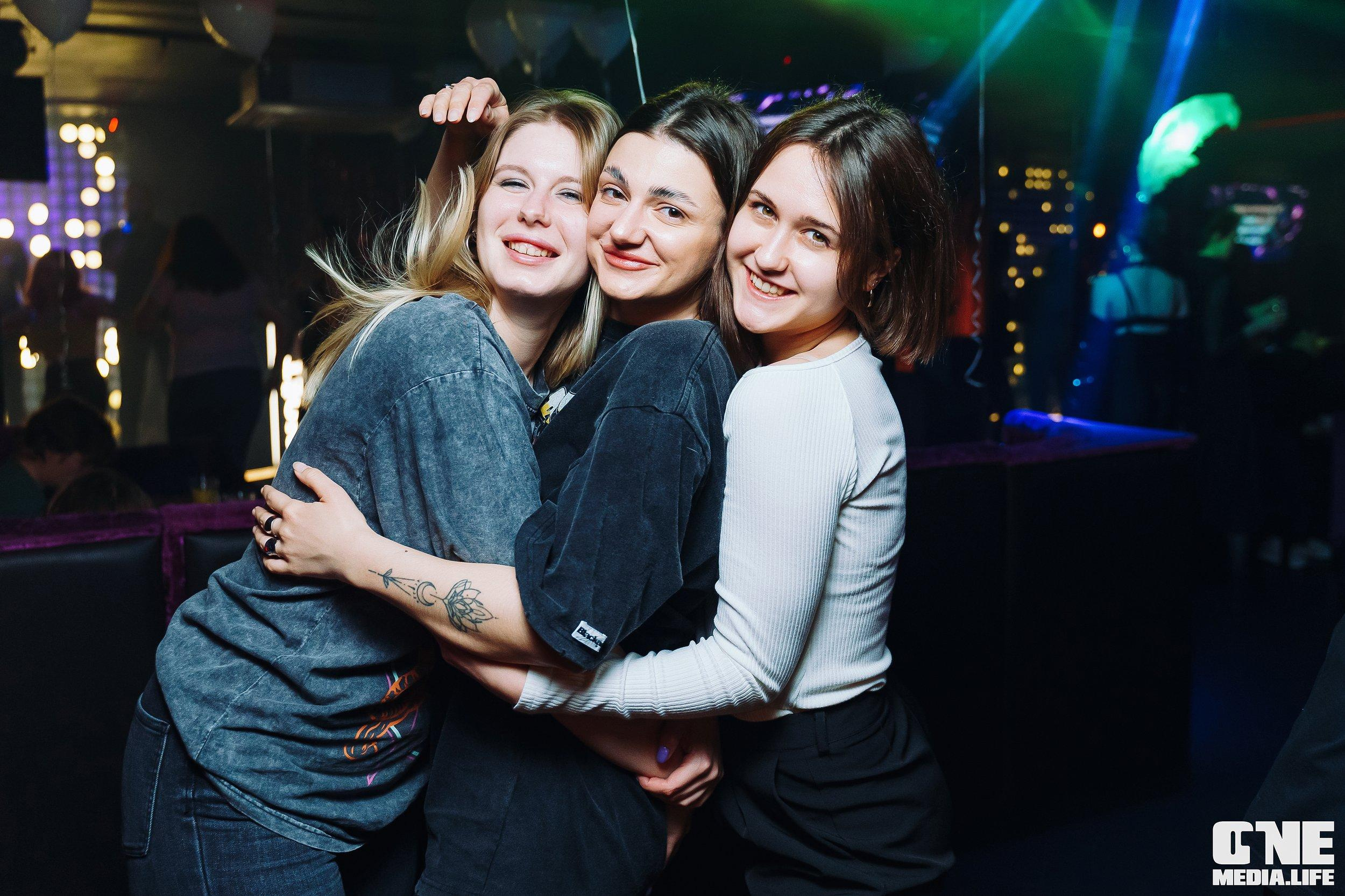 Фоторепортаж из караоке-клуба Эйфория. One Media Life: фоторепортажи, фотоотчеты с мероприятий и заведений