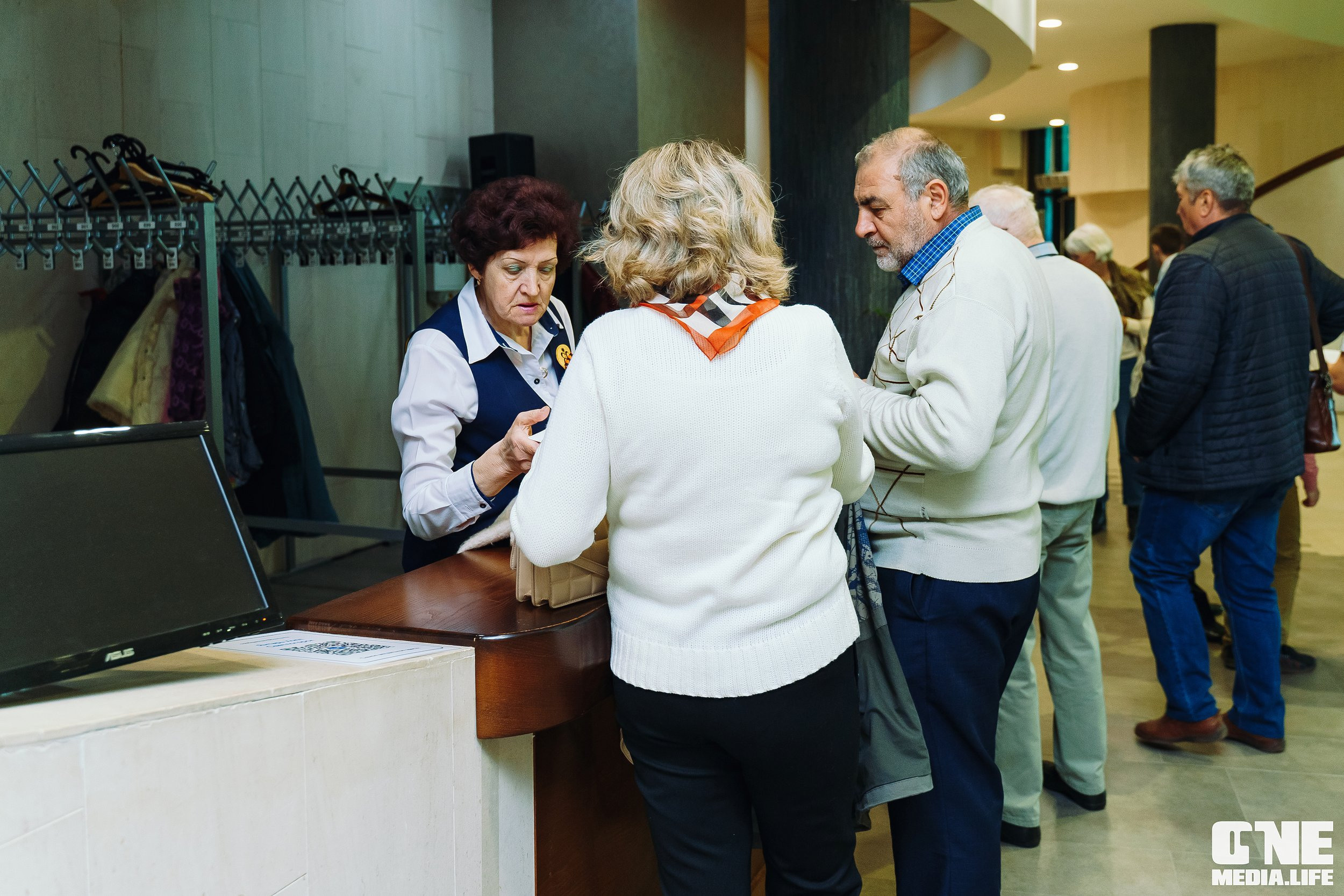 Праздничный концерт «День великой Победы» в Янтарь Холле. One Media Life: фоторепортажи, фотоотчеты с мероприятий и заведений