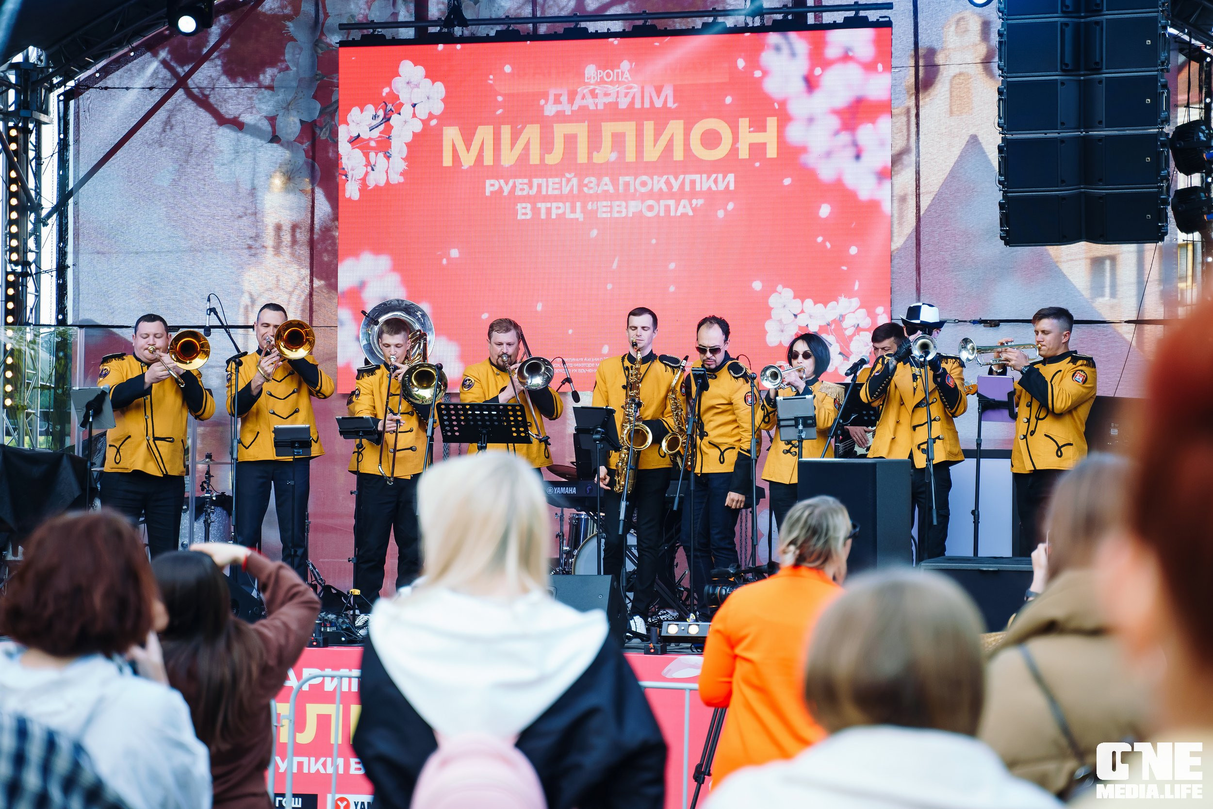 Фоторепортаж с 15-ти летия ТРЦ Европа. One Media Life: фоторепортажи, фотоотчеты с мероприятий и заведений