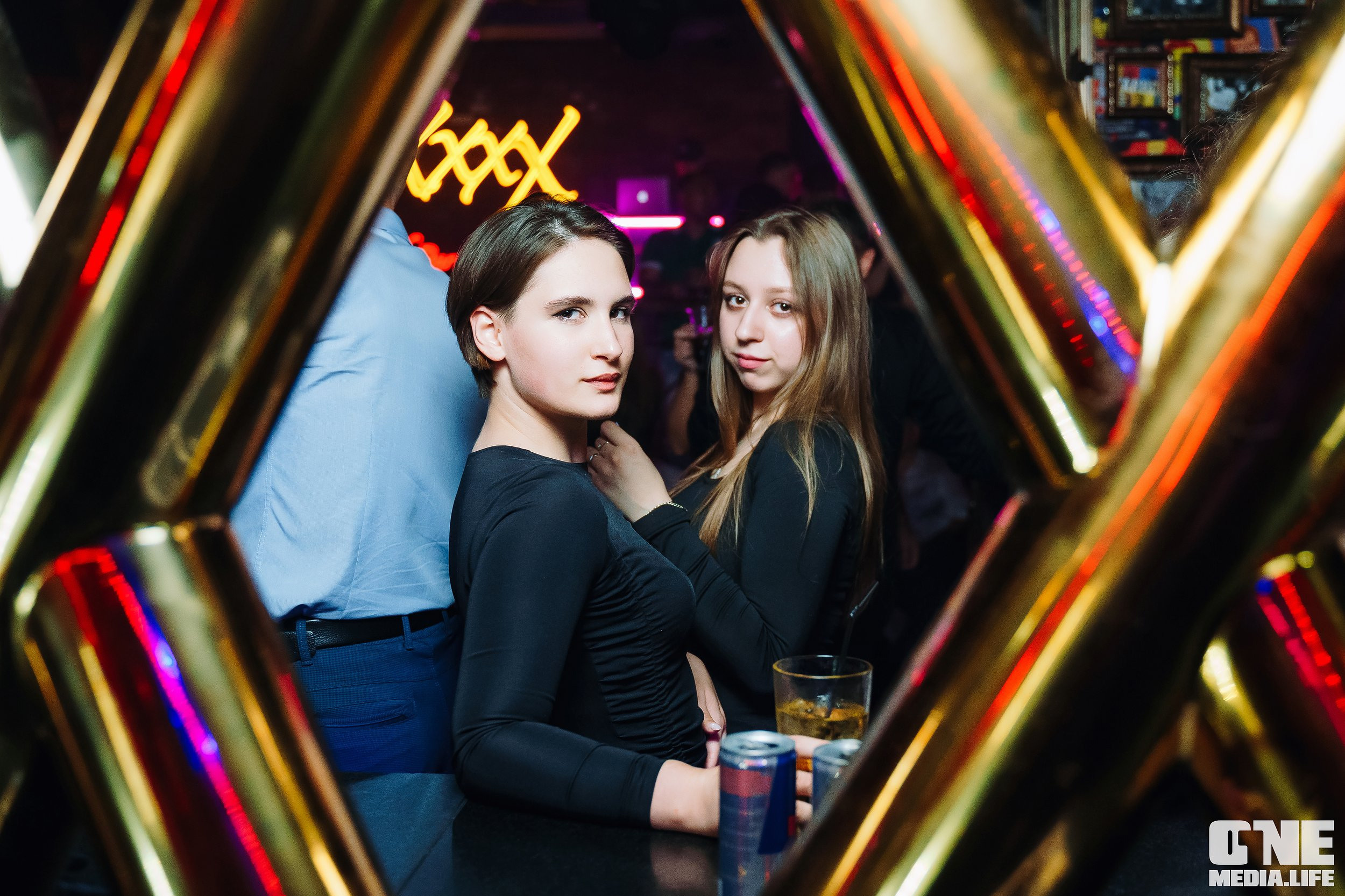 Фоторепортаж из экстрим бара XxxX. One Media Life: фоторепортажи, фотоотчеты с мероприятий и заведений