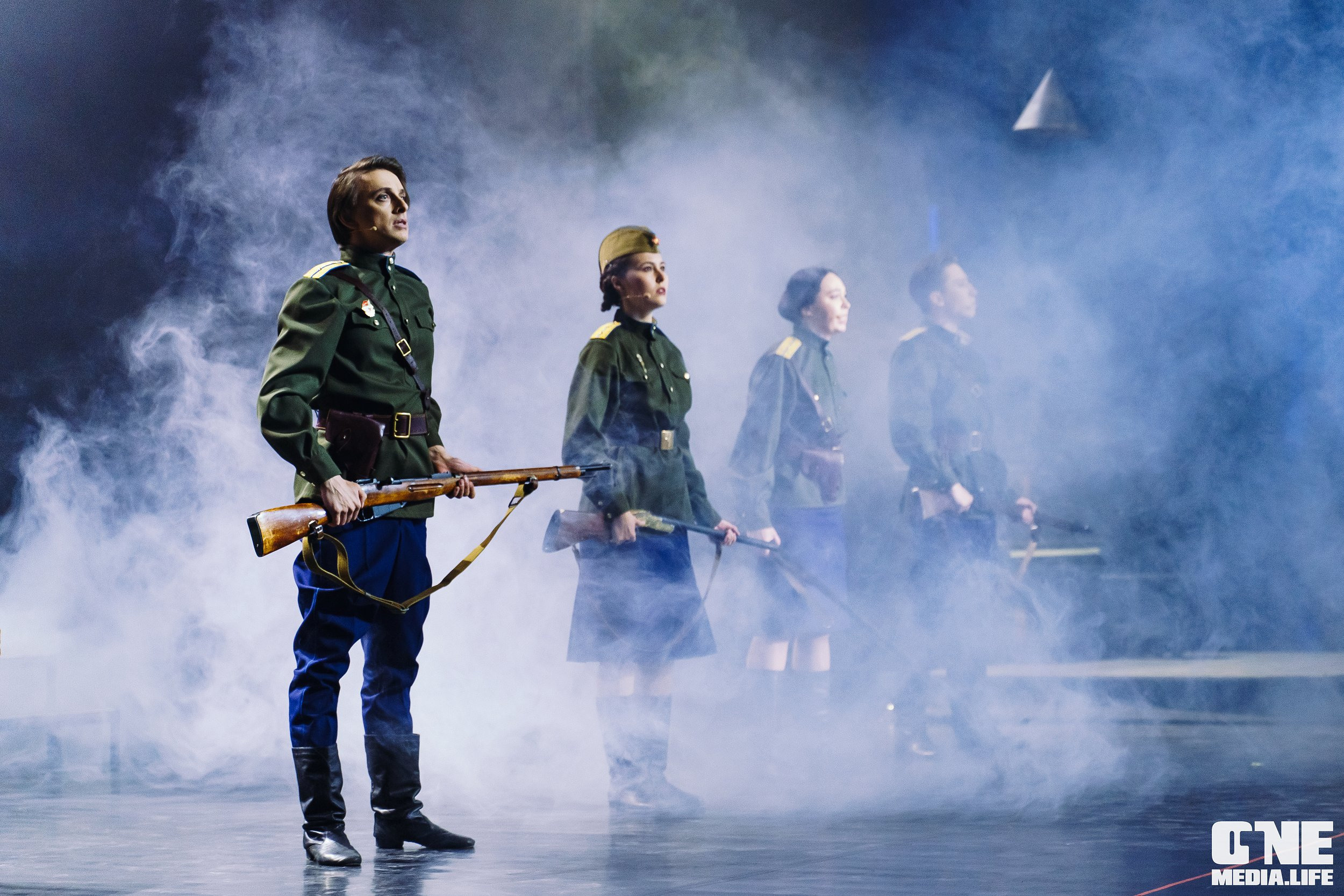 Праздничный концерт «День великой Победы» в Янтарь Холле. One Media Life: фоторепортажи, фотоотчеты с мероприятий и заведений