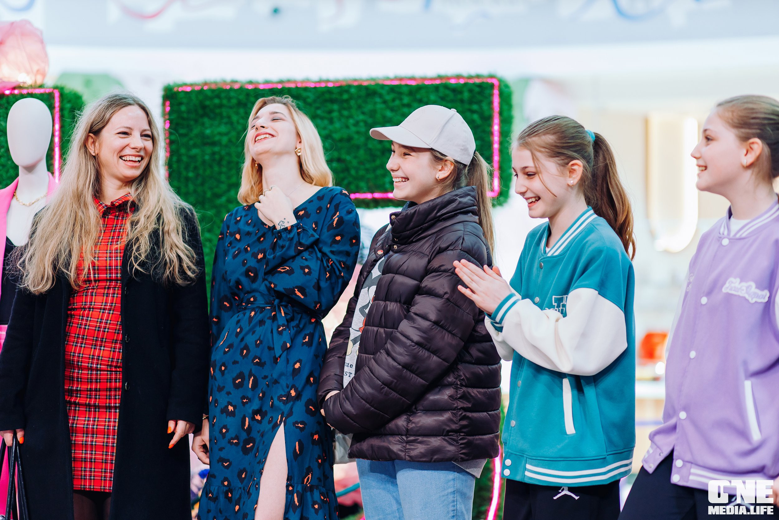 Фоторепортаж из ТРЦ Европа. One Media Life: фоторепортажи, фотоотчеты с мероприятий и заведений