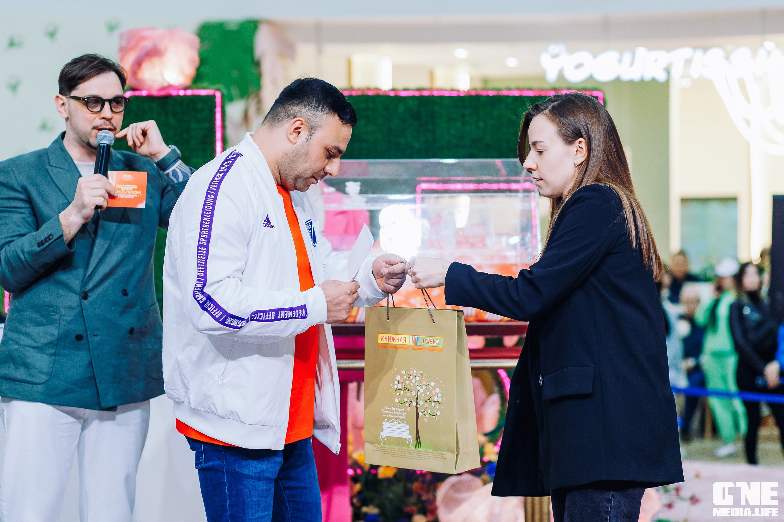 Фоторепортаж из ТРЦ Европа. One Media Life: фоторепортажи, фотоотчеты с мероприятий и заведений