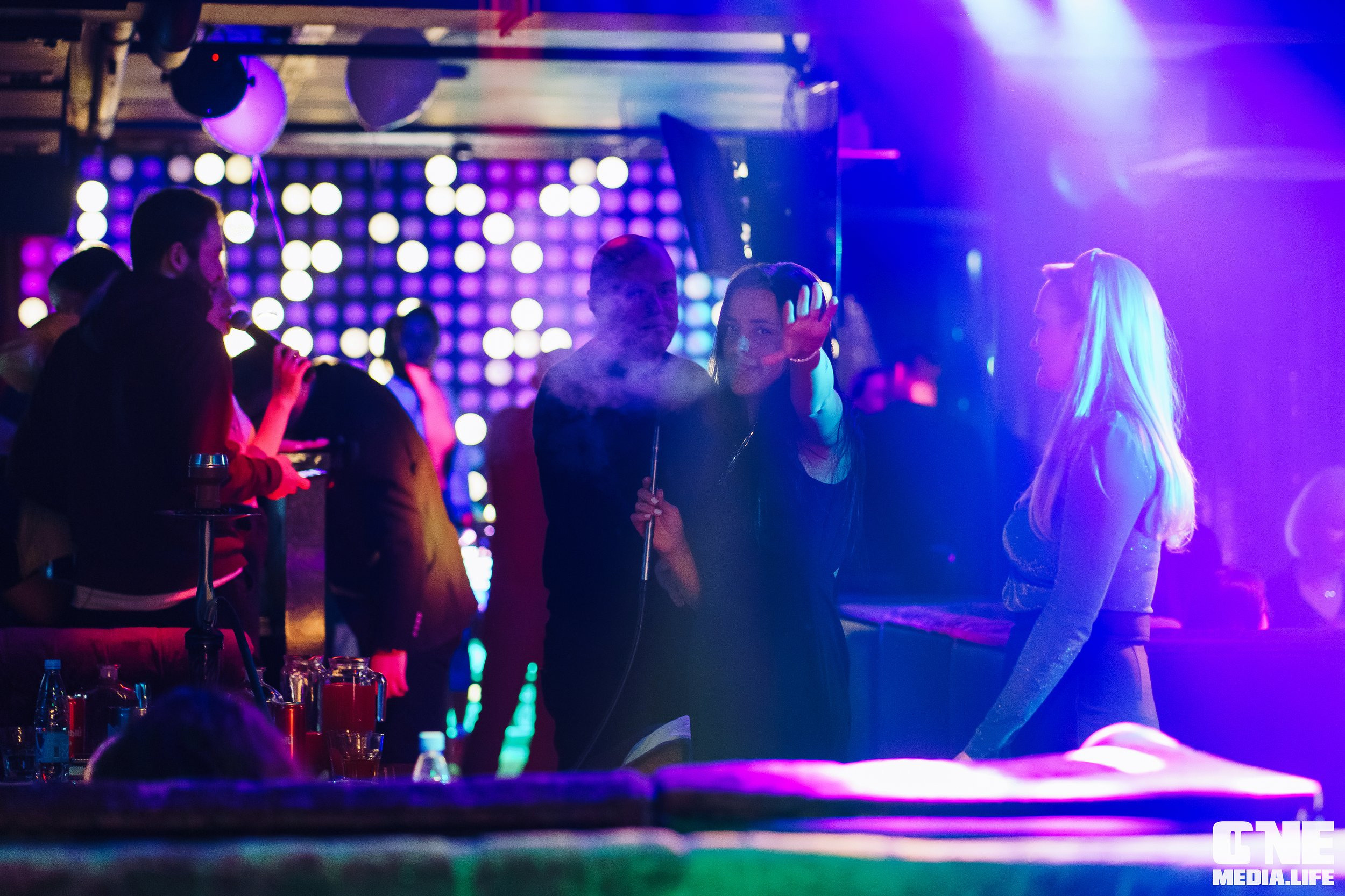 Фоторепортаж из караоке-клуба Эйфория. One Media Life: фоторепортажи, фотоотчеты с мероприятий и заведений