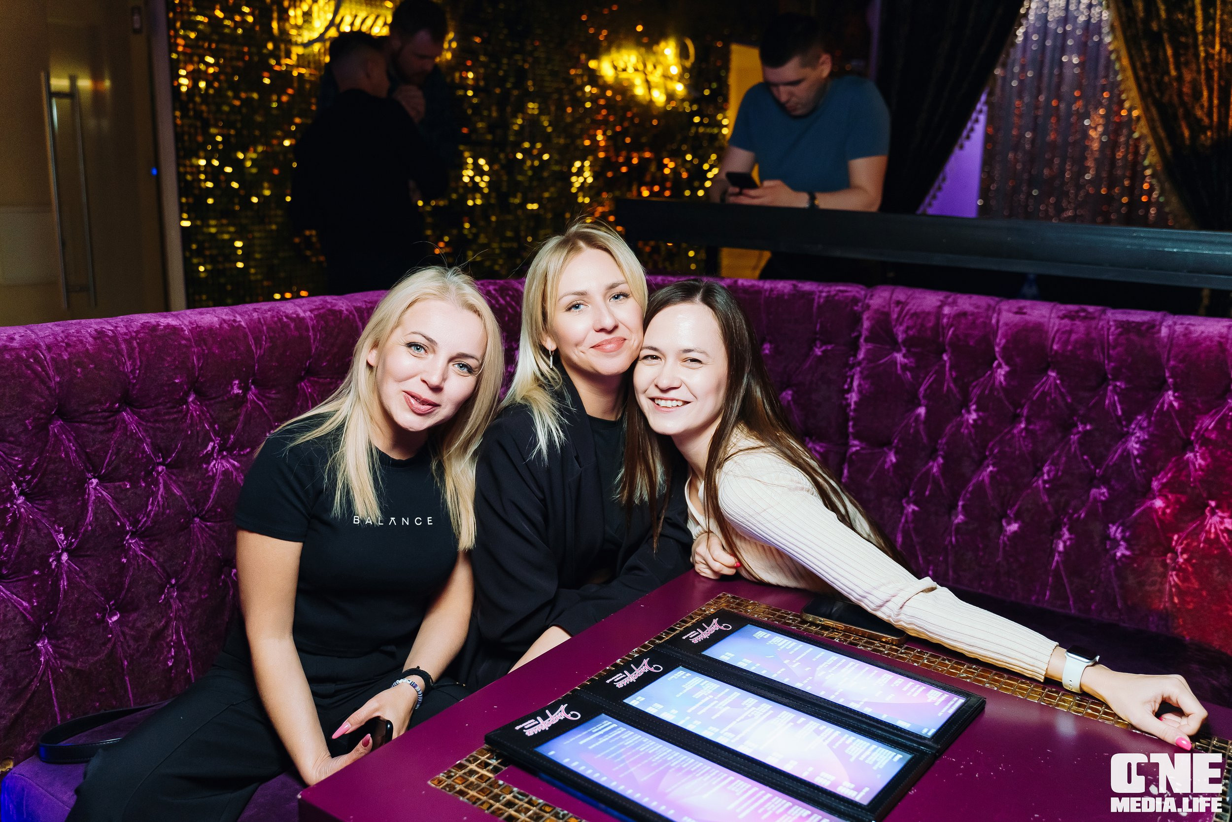 Фоторепортаж из караоке-клуба Эйфория. One Media Life: фоторепортажи, фотоотчеты с мероприятий и заведений