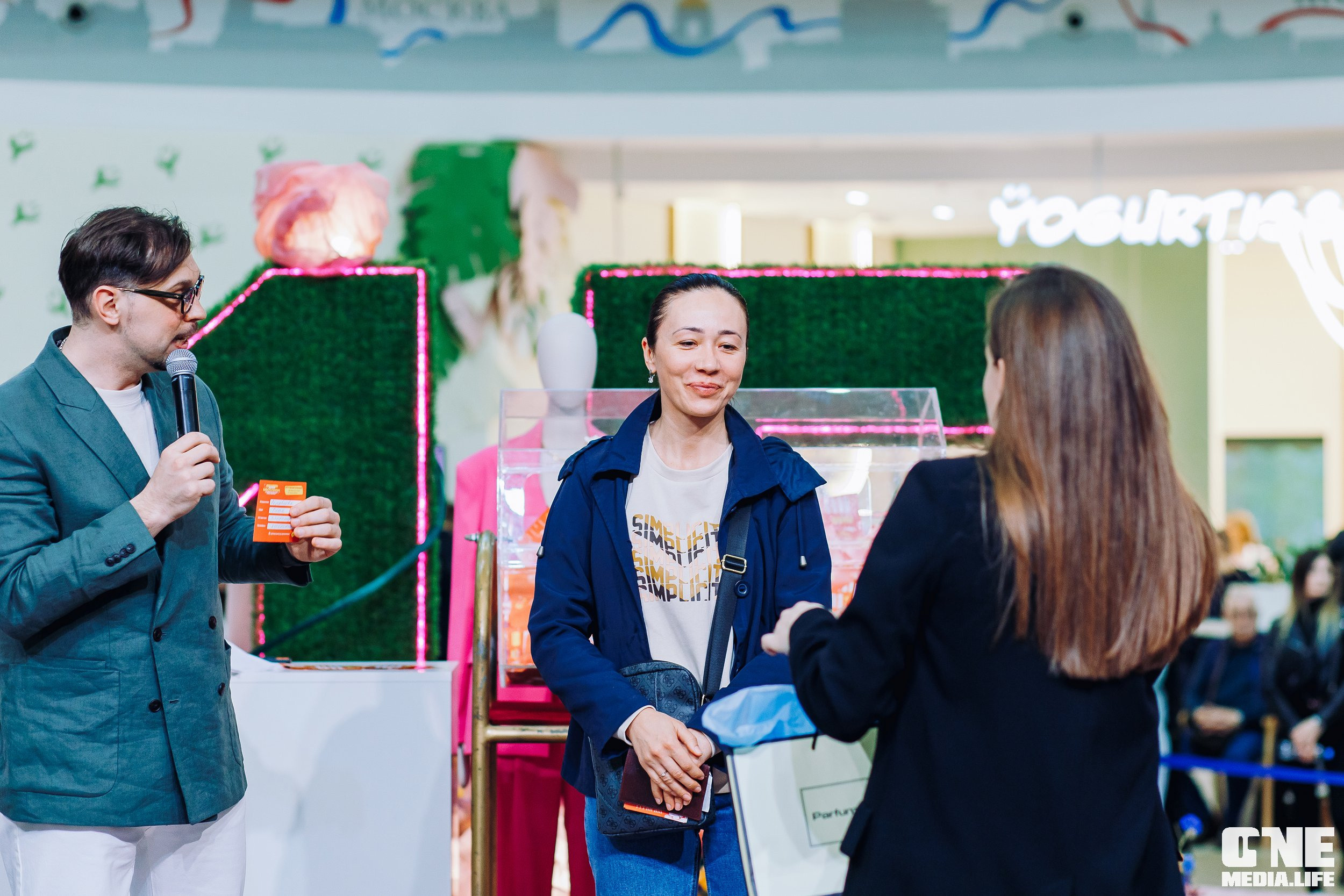 Фоторепортаж из ТРЦ Европа. One Media Life: фоторепортажи, фотоотчеты с мероприятий и заведений