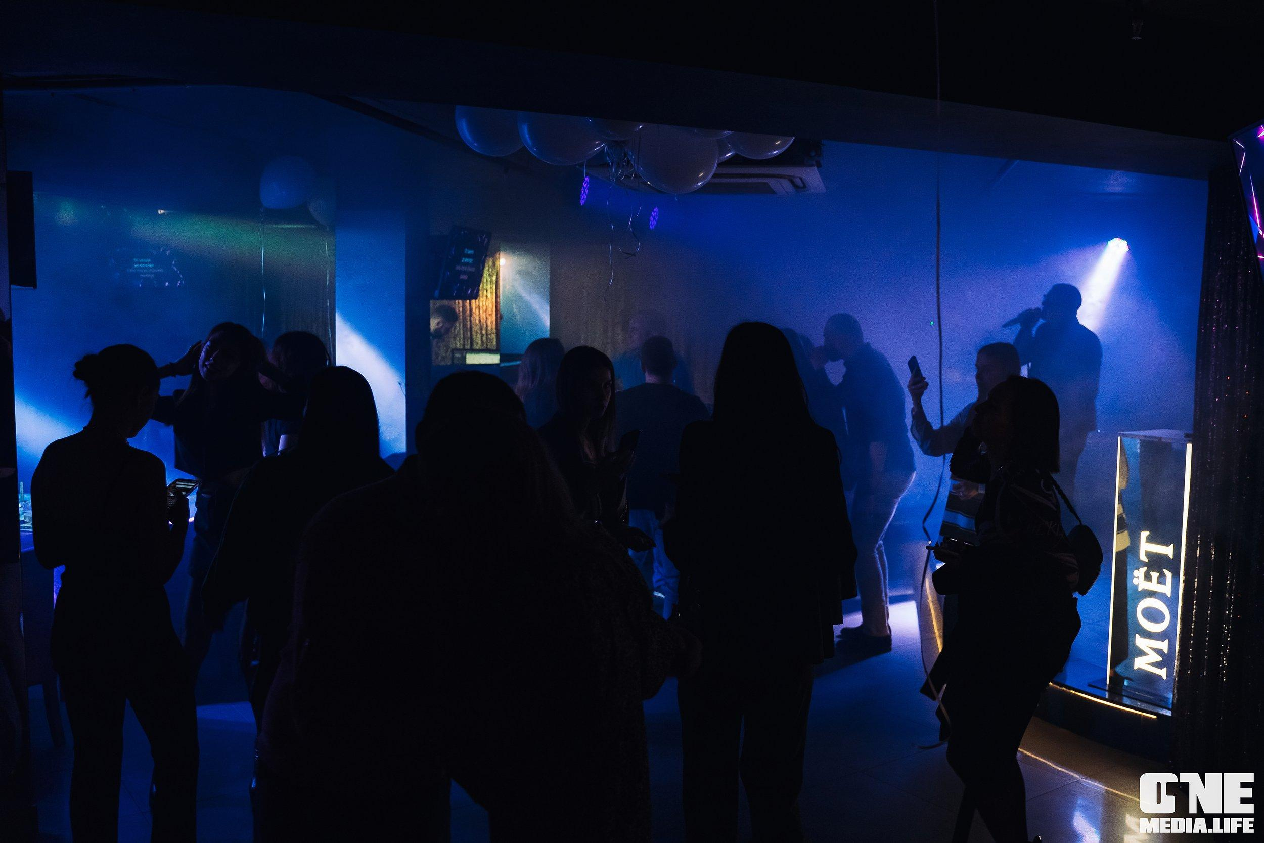 Фоторепортаж из караоке-клуба Эйфория. One Media Life: фоторепортажи, фотоотчеты с мероприятий и заведений