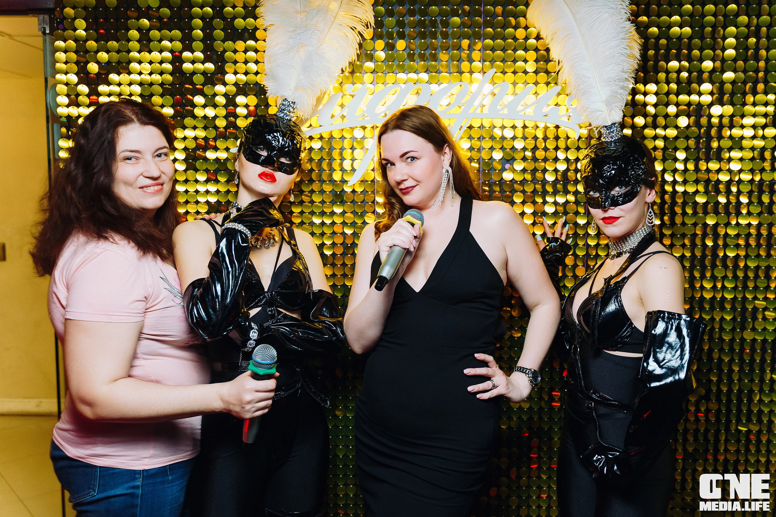 Фоторепортаж из караоке-клуба Эйфория. One Media Life: фоторепортажи, фотоотчеты с мероприятий и заведений