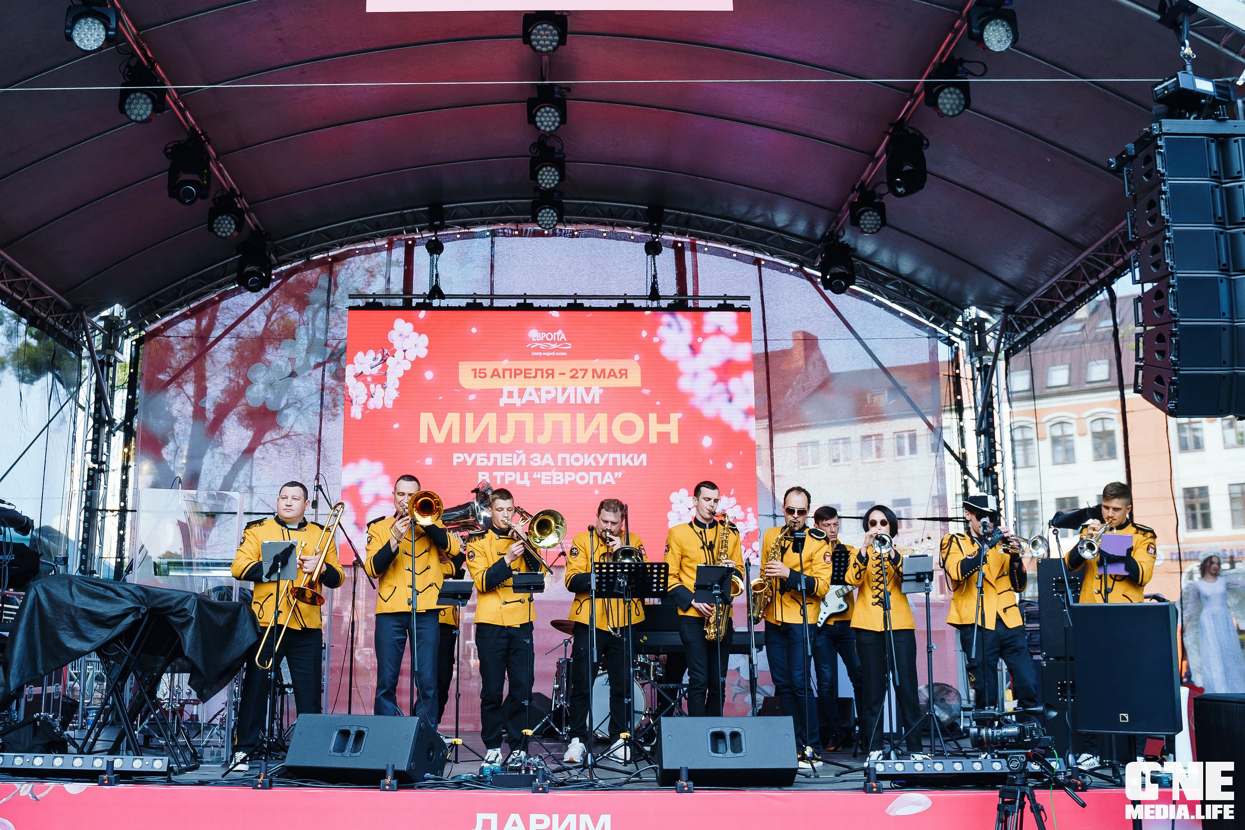 Фоторепортаж с 15-ти летия ТРЦ Европа. One Media Life: фоторепортажи, фотоотчеты с мероприятий и заведений