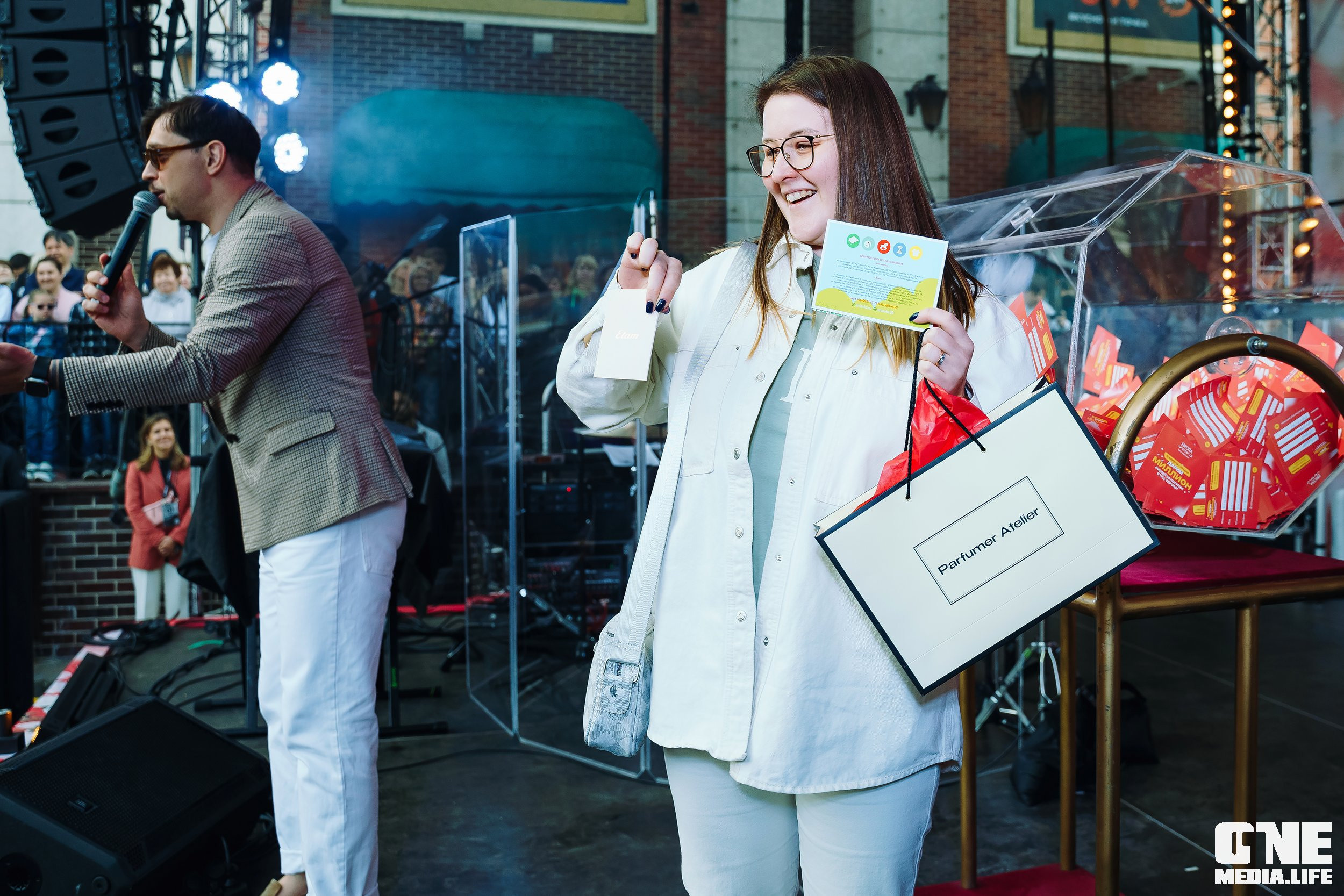 Фоторепортаж с 15-ти летия ТРЦ Европа. One Media Life: фоторепортажи, фотоотчеты с мероприятий и заведений