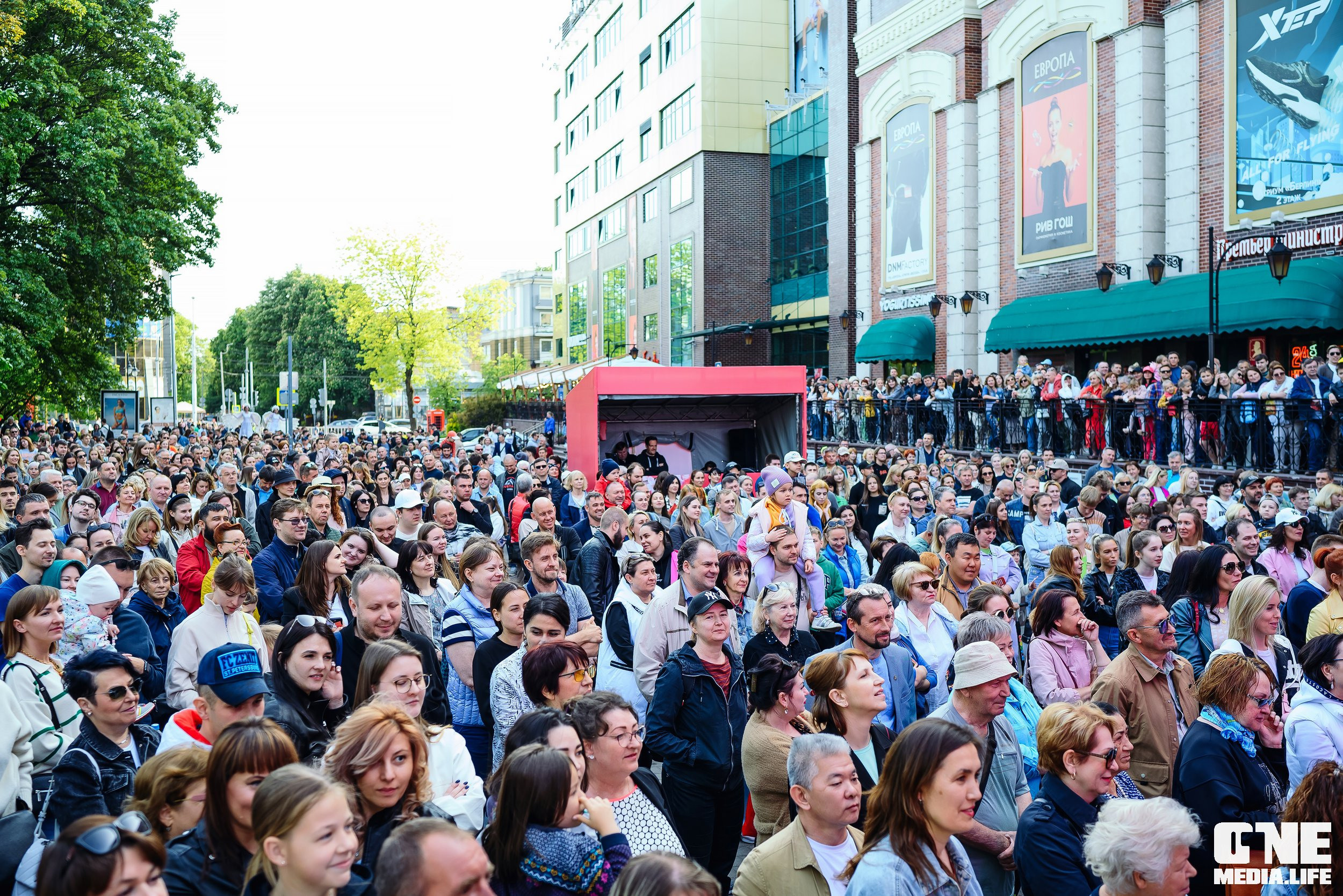 Фоторепортаж с 15-ти летия ТРЦ Европа. One Media Life: фоторепортажи, фотоотчеты с мероприятий и заведений