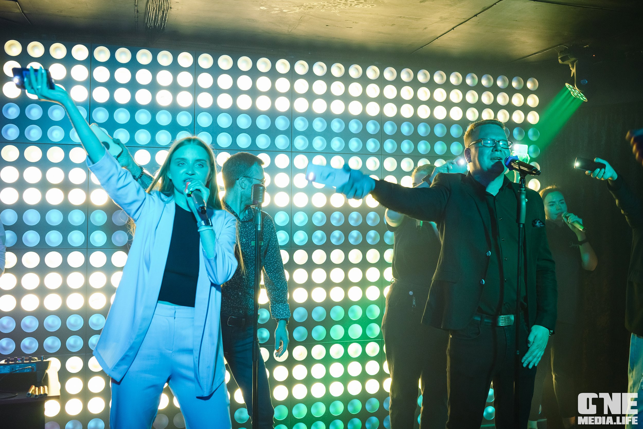 Фоторепортаж из караоке-клуба Эйфория. One Media Life: фоторепортажи, фотоотчеты с мероприятий и заведений