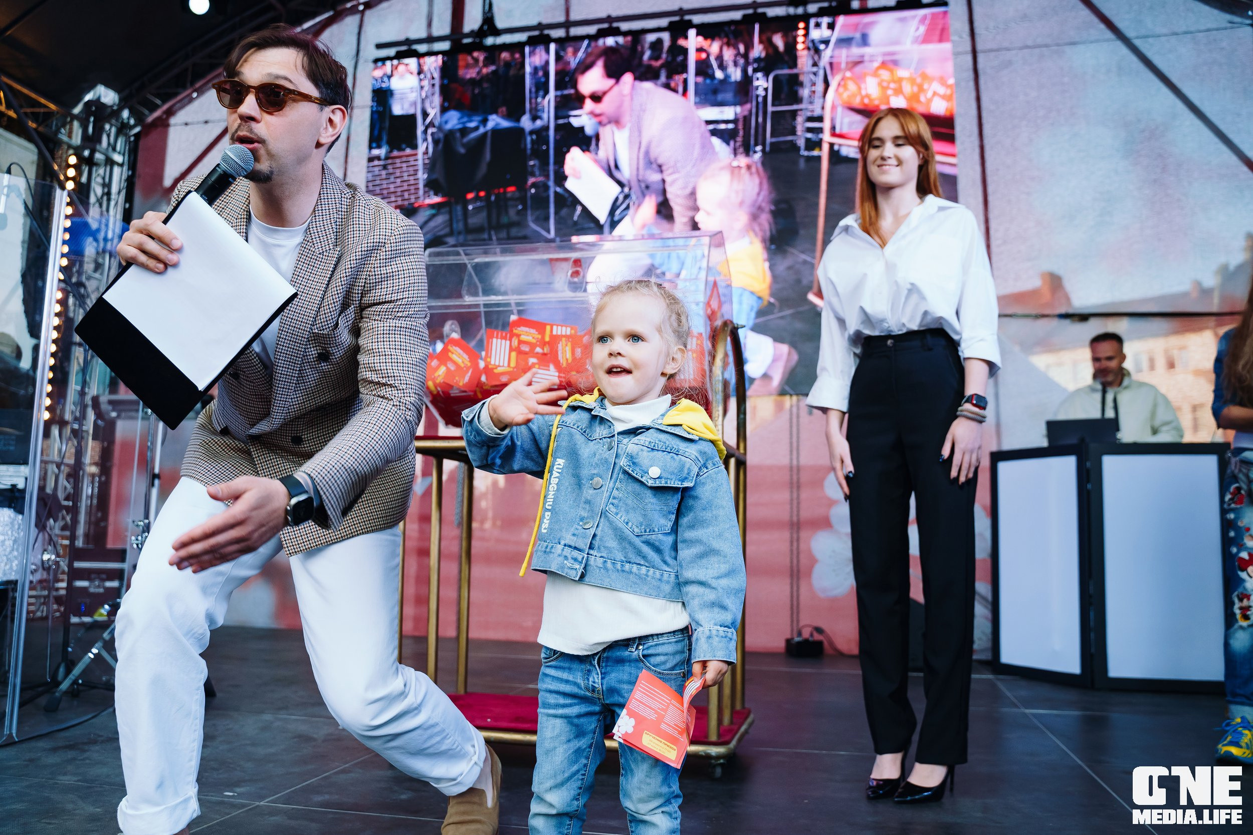 Фоторепортаж с 15-ти летия ТРЦ Европа. One Media Life: фоторепортажи, фотоотчеты с мероприятий и заведений