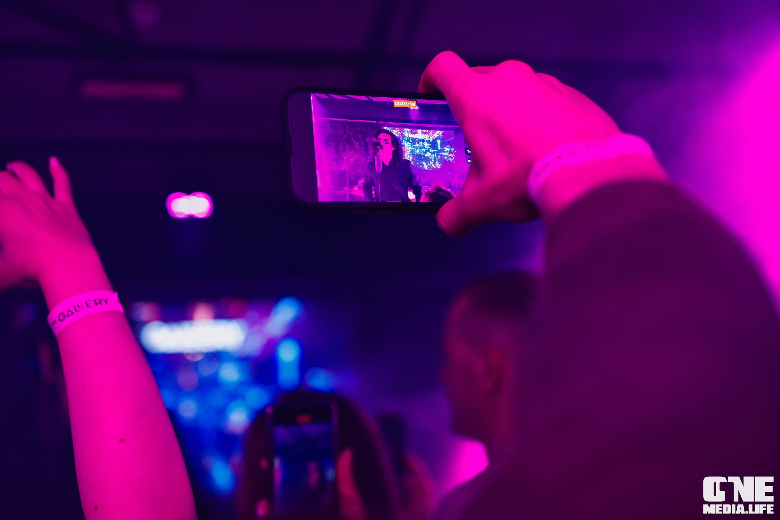 Клубный концерт в Галерее: КОСТА ЛАКОСТА. One Media Life: фоторепортажи, фотоотчеты с мероприятий и заведений