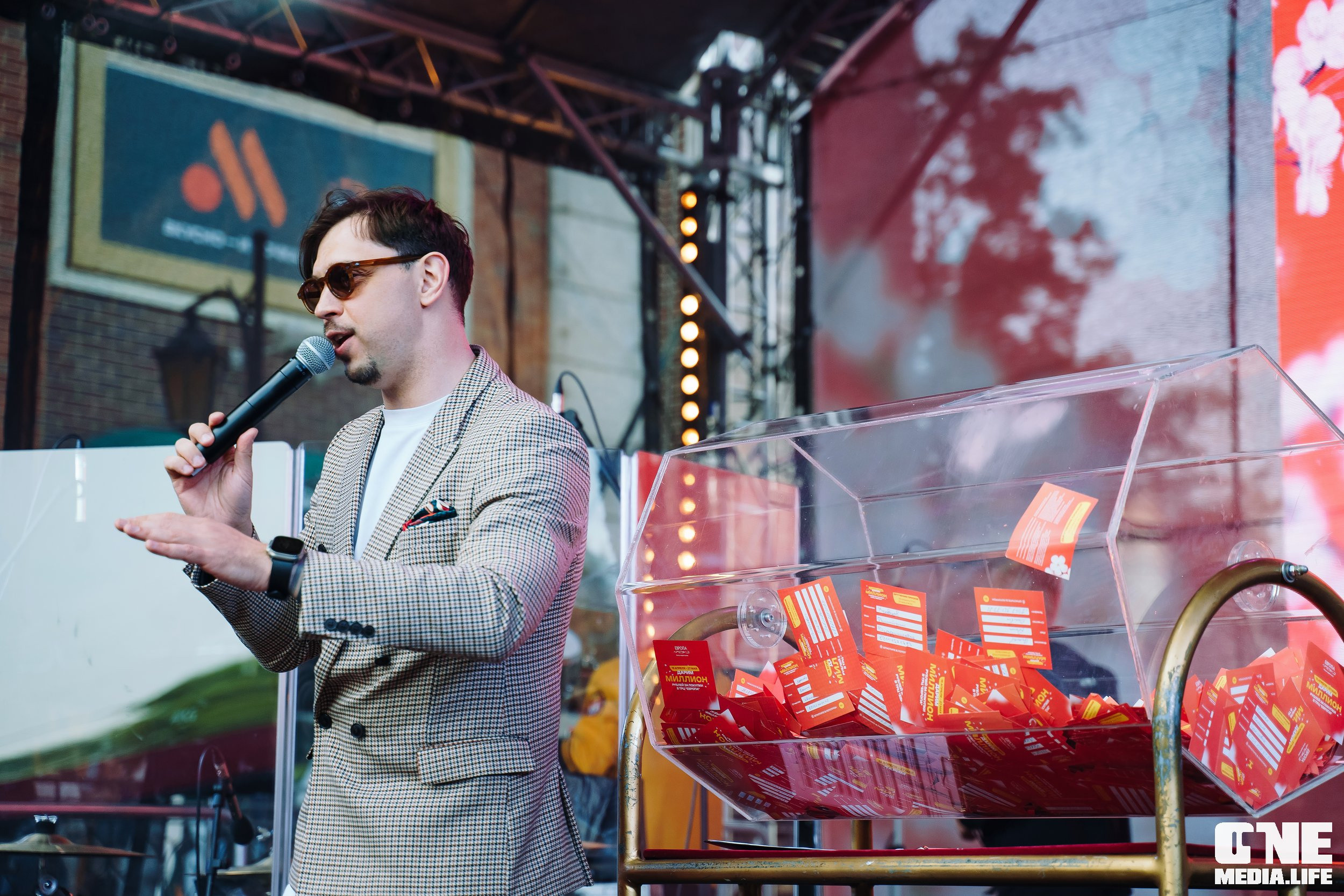 Фоторепортаж с 15-ти летия ТРЦ Европа. One Media Life: фоторепортажи, фотоотчеты с мероприятий и заведений