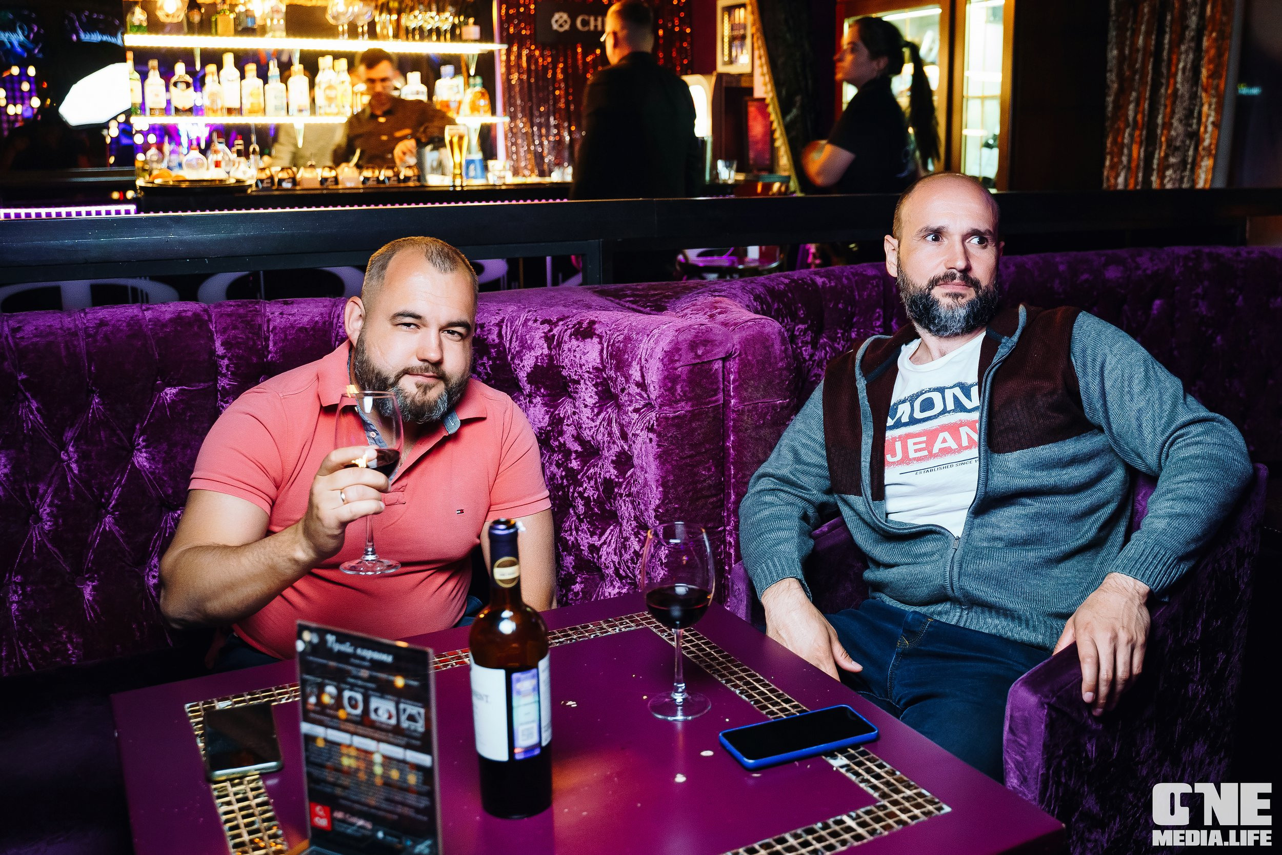 Фотоотчет из караоке-клуба Эйфория. One Media Life: фоторепортажи, фотоотчеты с мероприятий и заведений