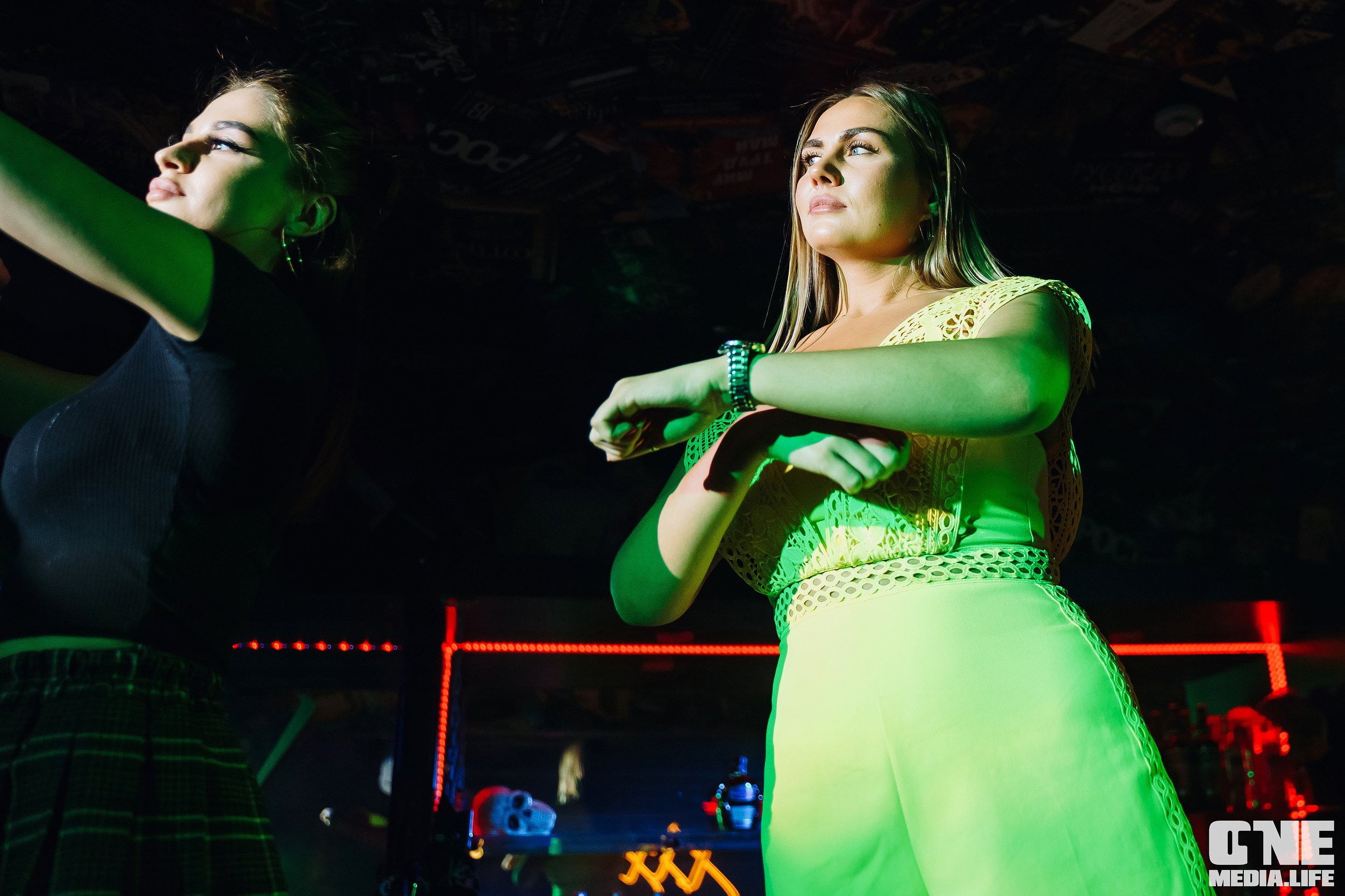 Фотоотчет из бара XxxX. One Media Life: фоторепортажи, фотоотчеты с мероприятий и заведений