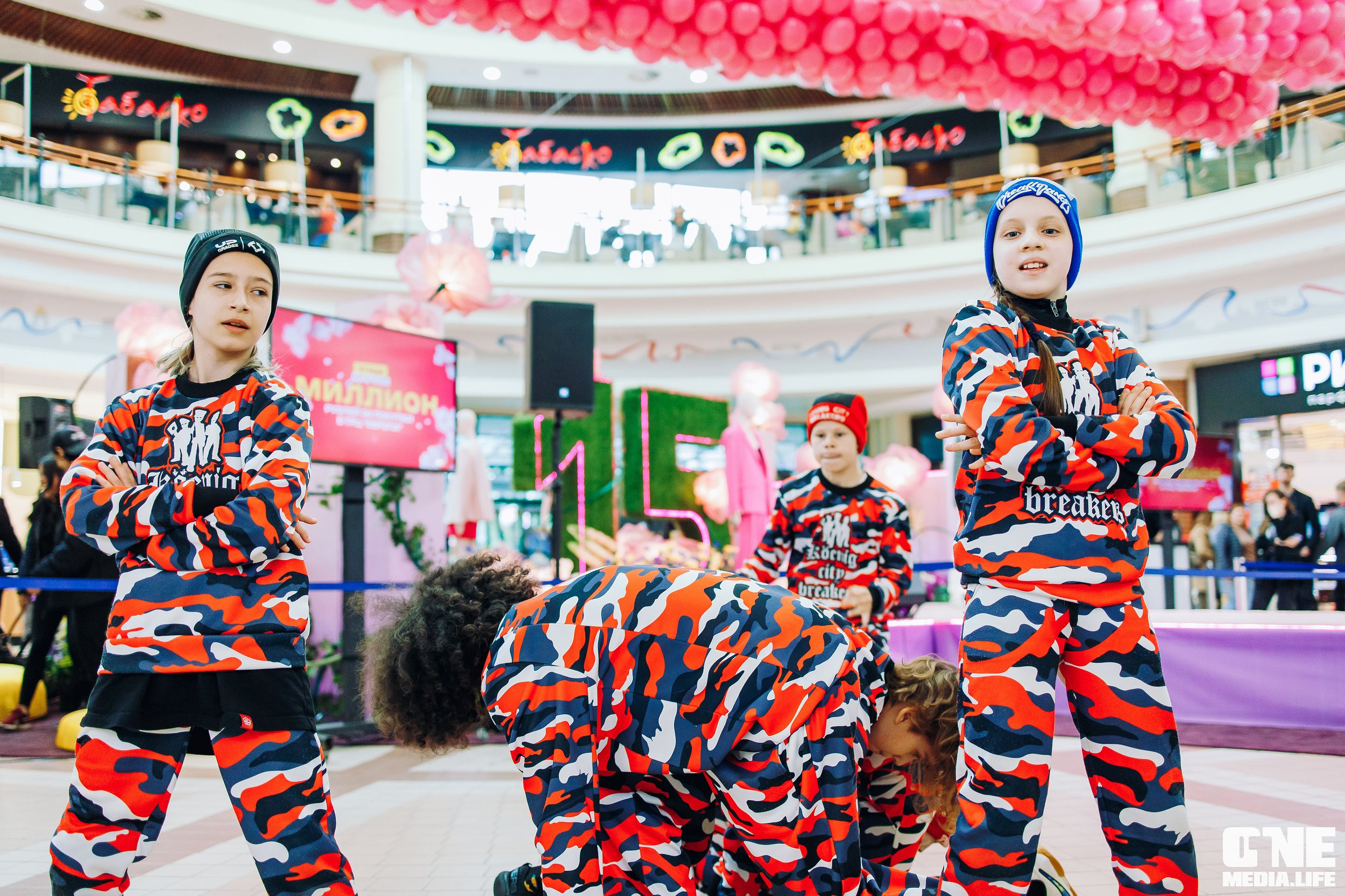 Фоторепортаж из ТРЦ Европа. One Media Life: фоторепортажи, фотоотчеты с мероприятий и заведений