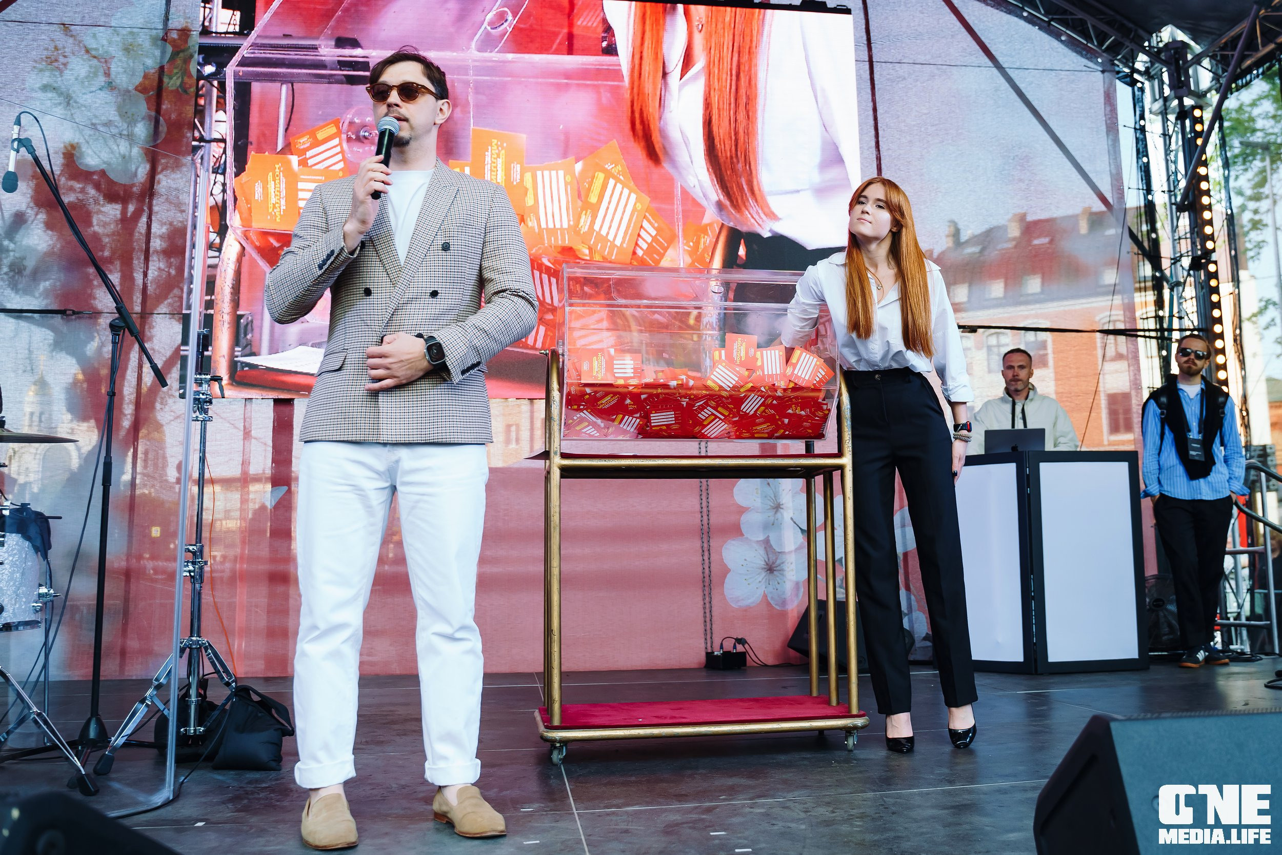 Фоторепортаж с 15-ти летия ТРЦ Европа. One Media Life: фоторепортажи, фотоотчеты с мероприятий и заведений