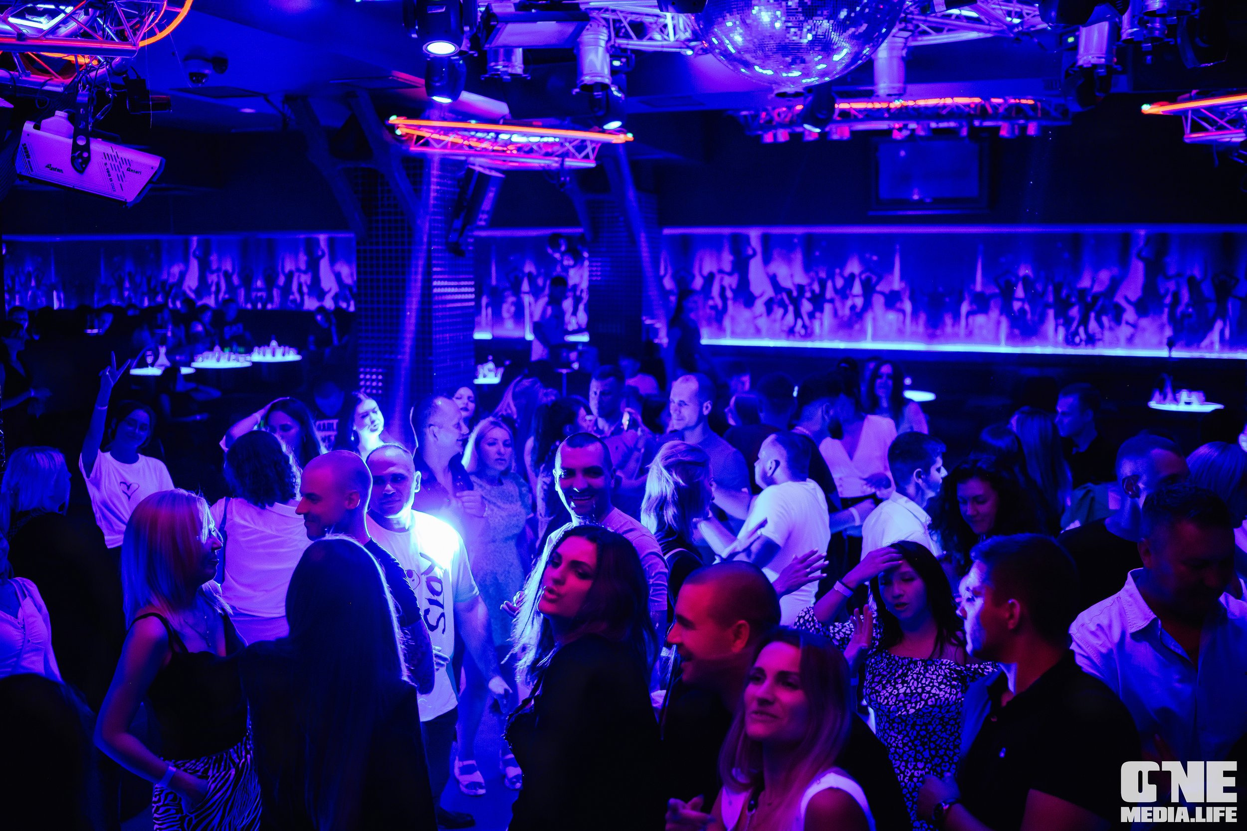 Фоторепортаж из РК Планета. One Media Life: фоторепортажи, фотоотчеты с мероприятий и заведений