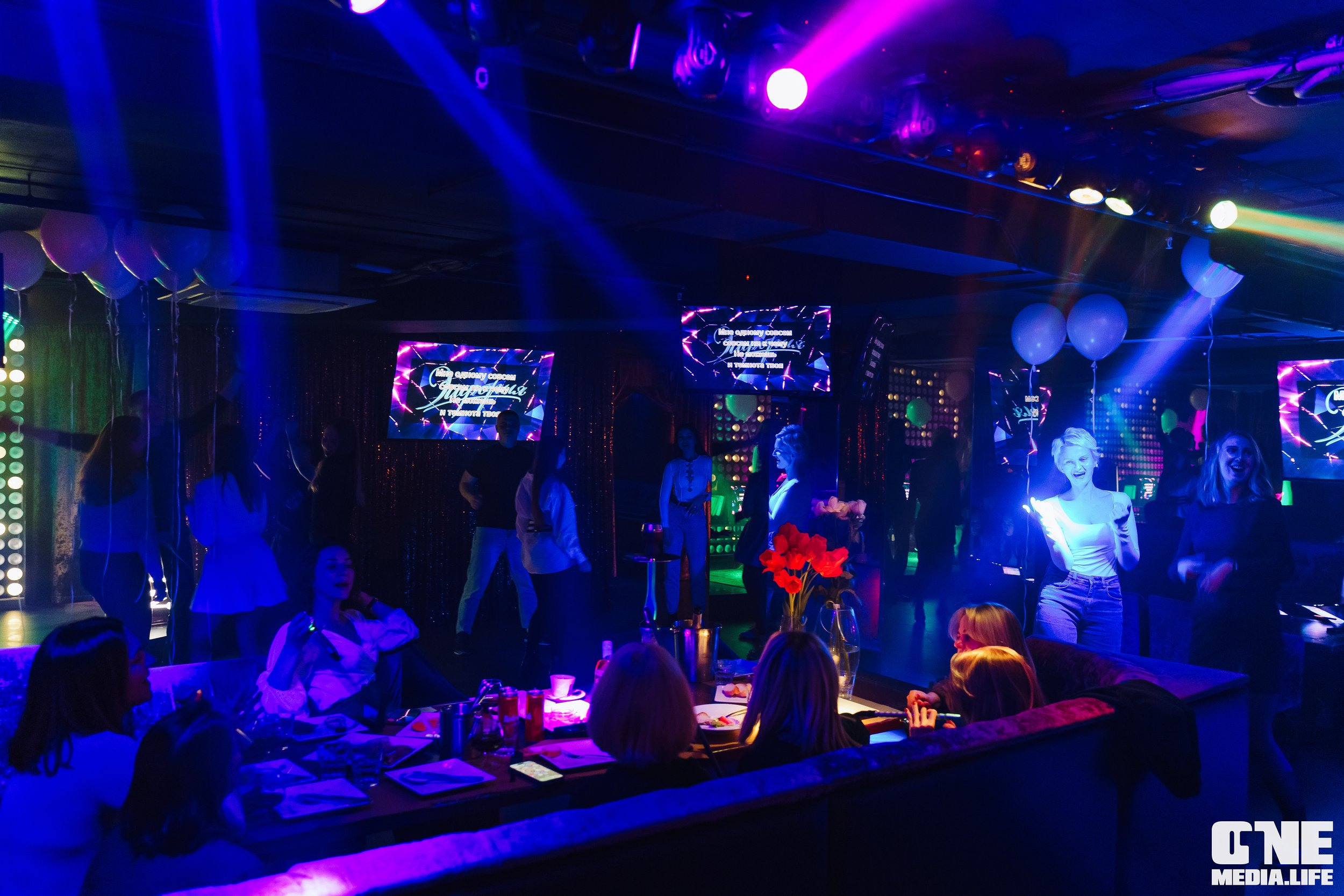 Фоторепортаж из караоке-клуба Эйфория. One Media Life: фоторепортажи, фотоотчеты с мероприятий и заведений