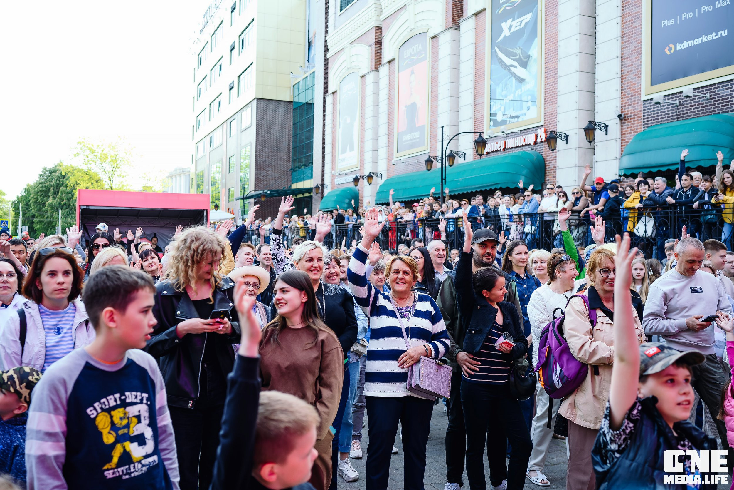 Фоторепортаж с 15-ти летия ТРЦ Европа. One Media Life: фоторепортажи, фотоотчеты с мероприятий и заведений